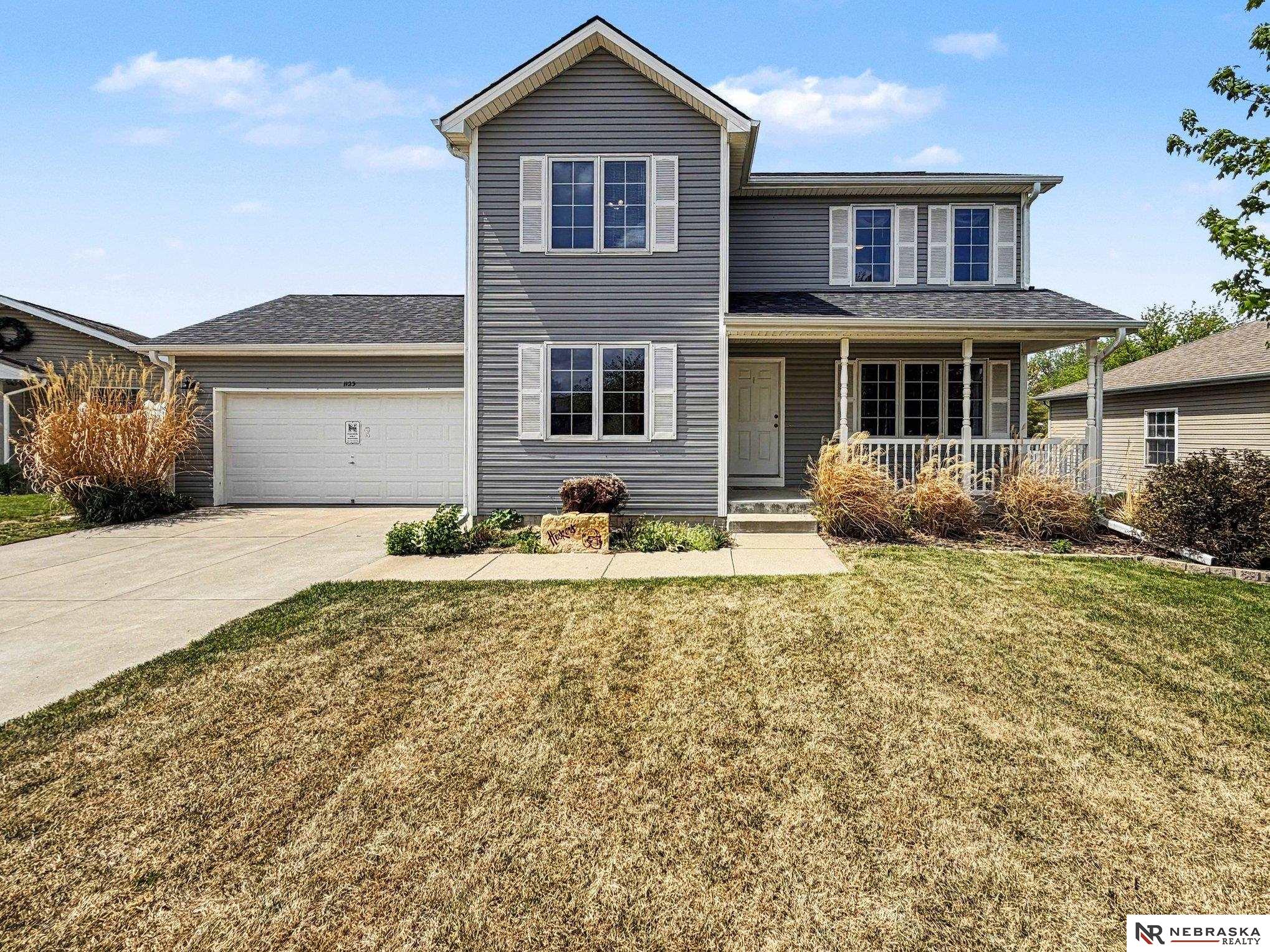 9040 Berg Drive, Lincoln, NE, 68505