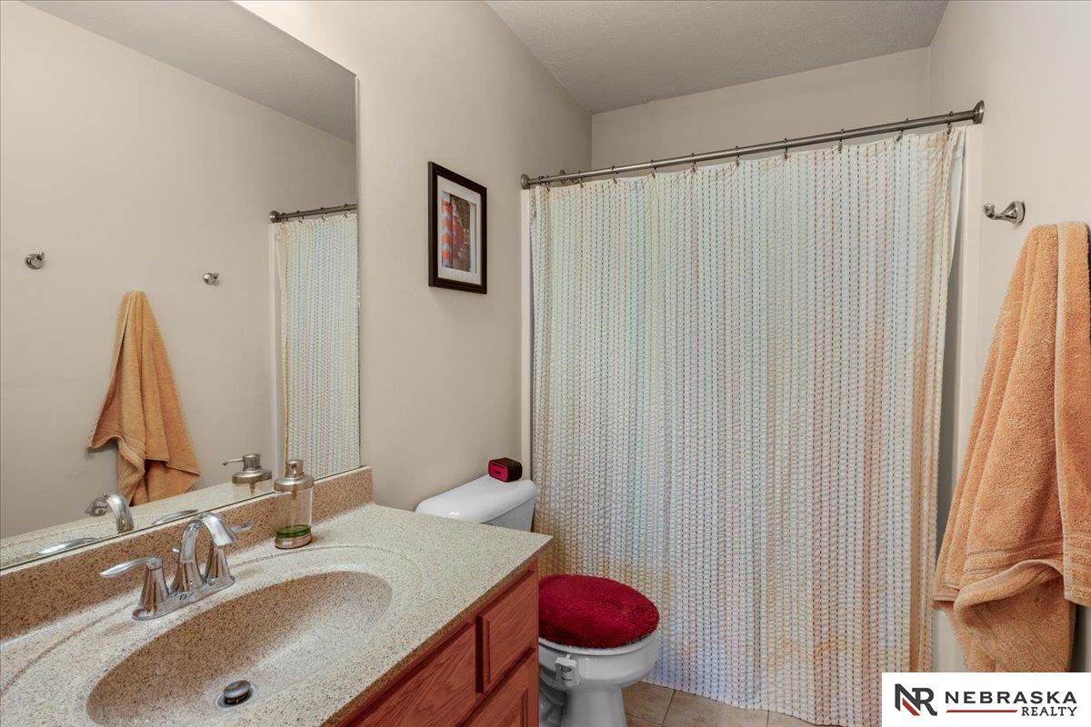 19315 Nina Circle, Omaha, NE, 68130