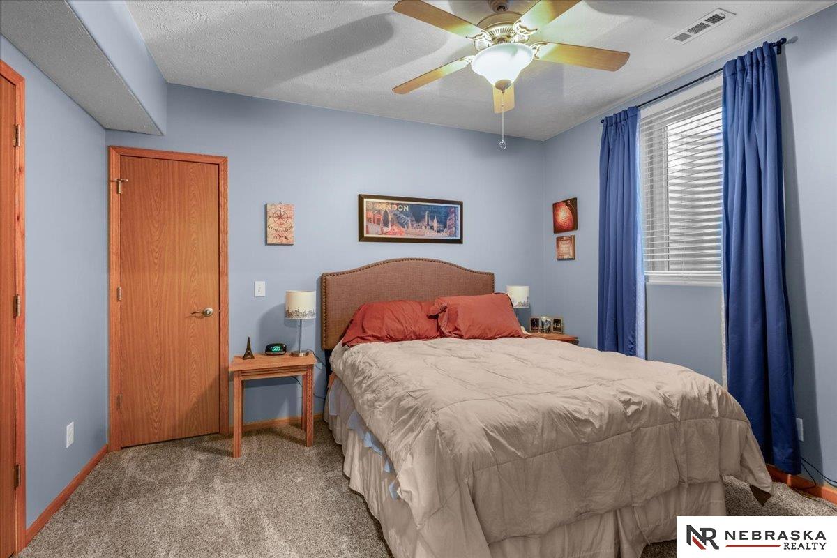 19315 Nina Circle, Omaha, NE, 68130