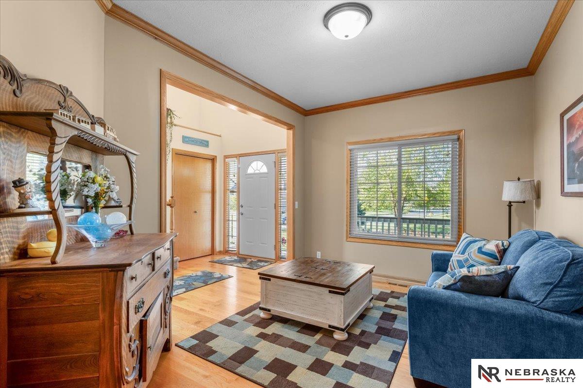 19315 Nina Circle, Omaha, NE, 68130