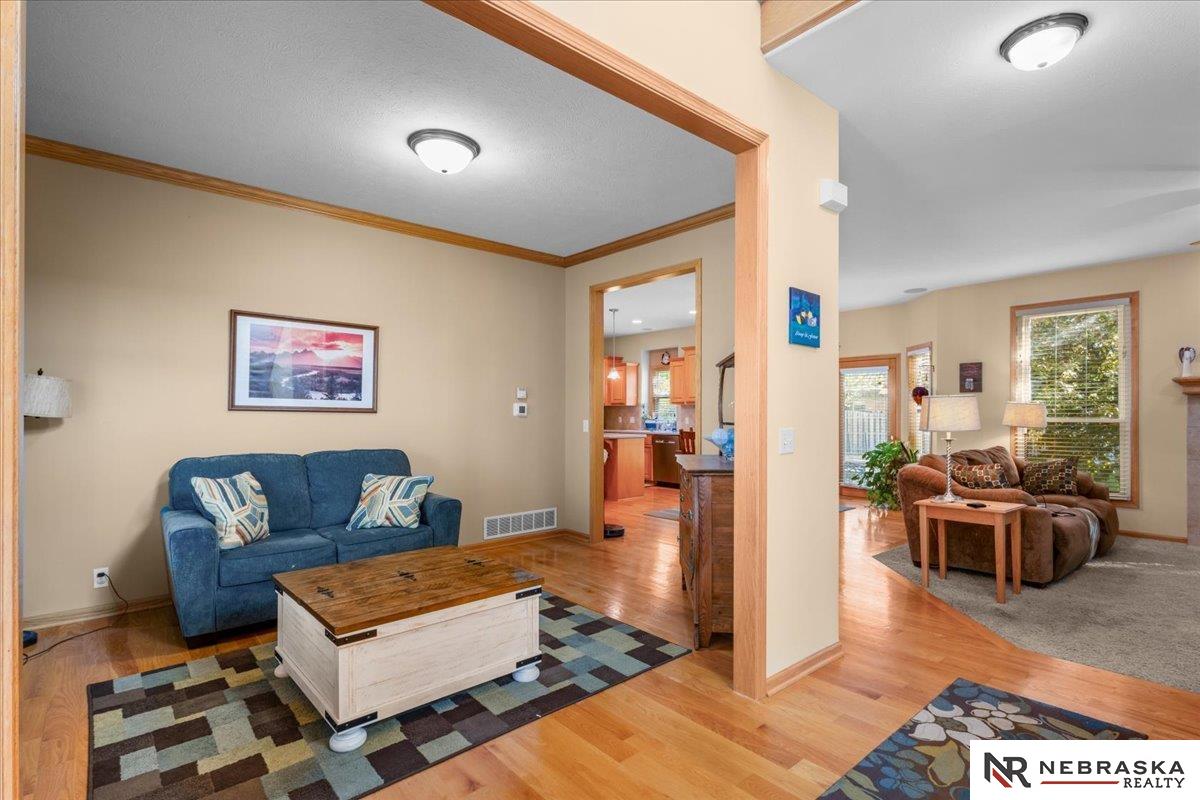 19315 Nina Circle, Omaha, NE, 68130