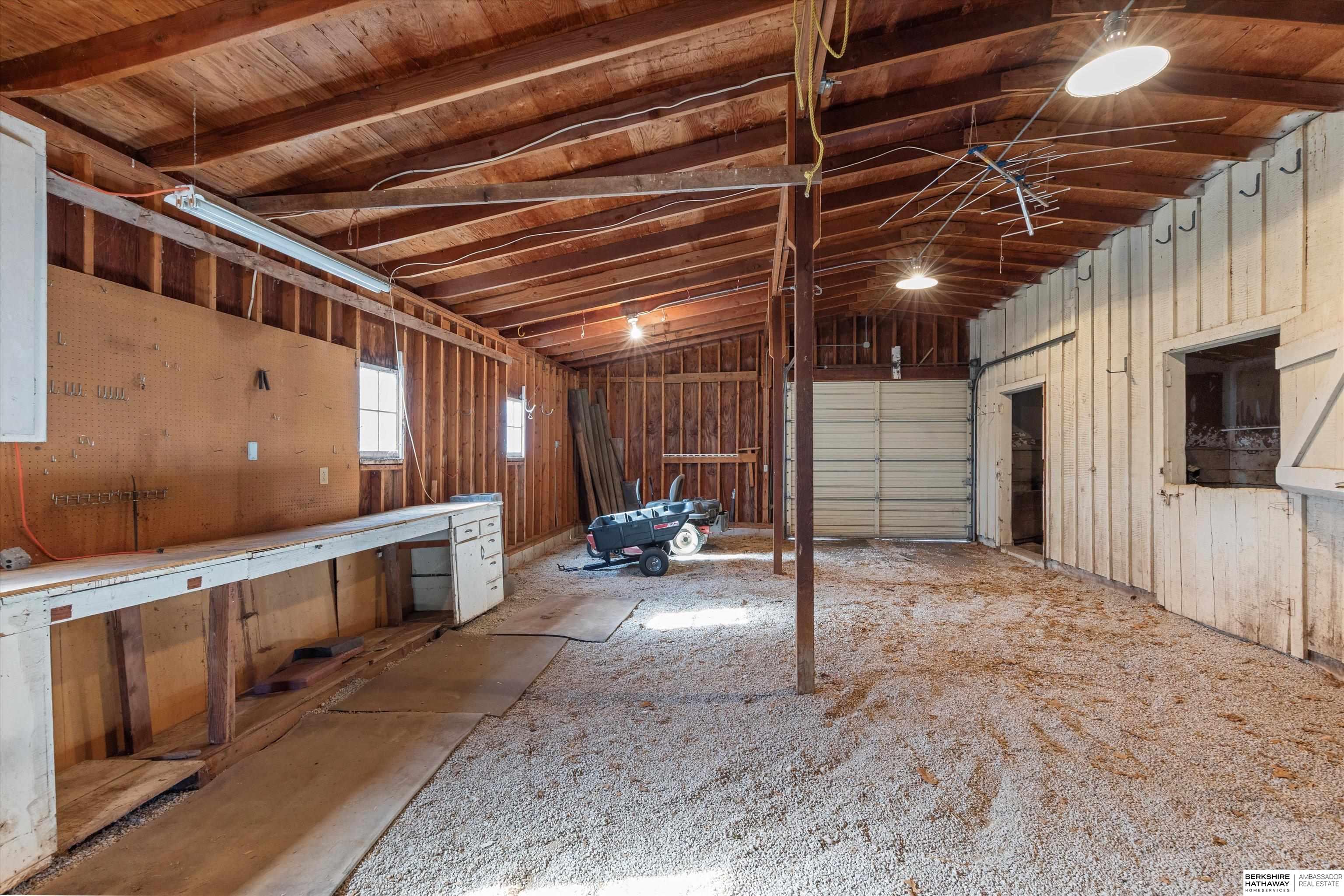 6101 Frontier Road, Lincoln, NE, 68516