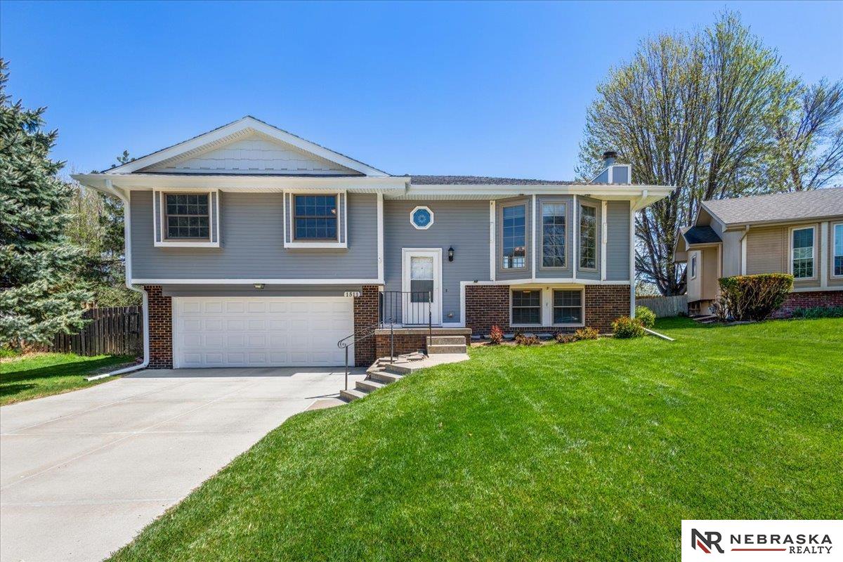 1511 N 144th Avenue Circle, Omaha