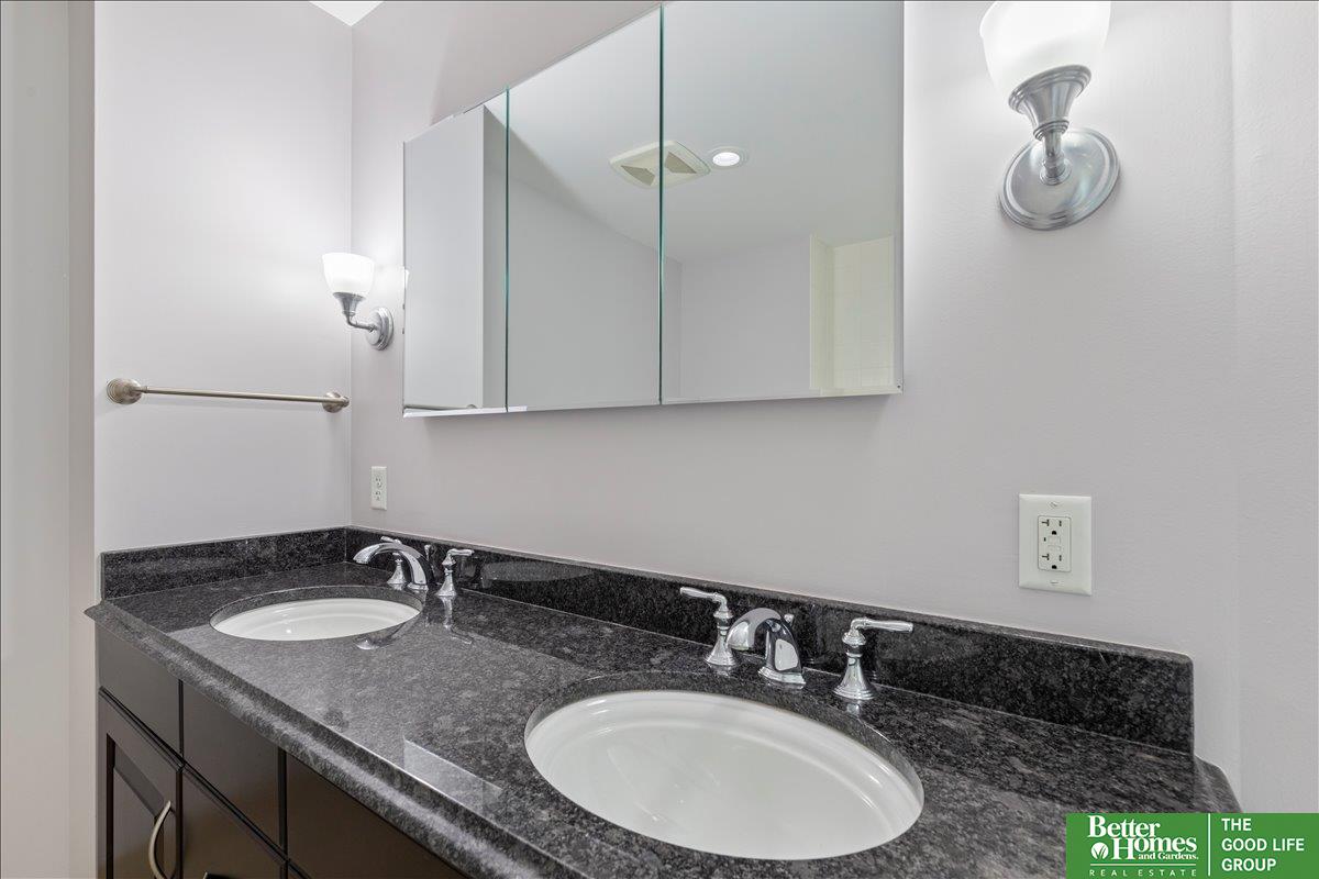 3201 Dodge Court, Omaha, NE, 68131