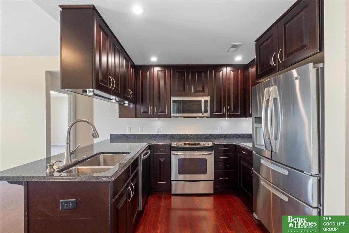 3201 Dodge Court, Omaha, NE, 68131