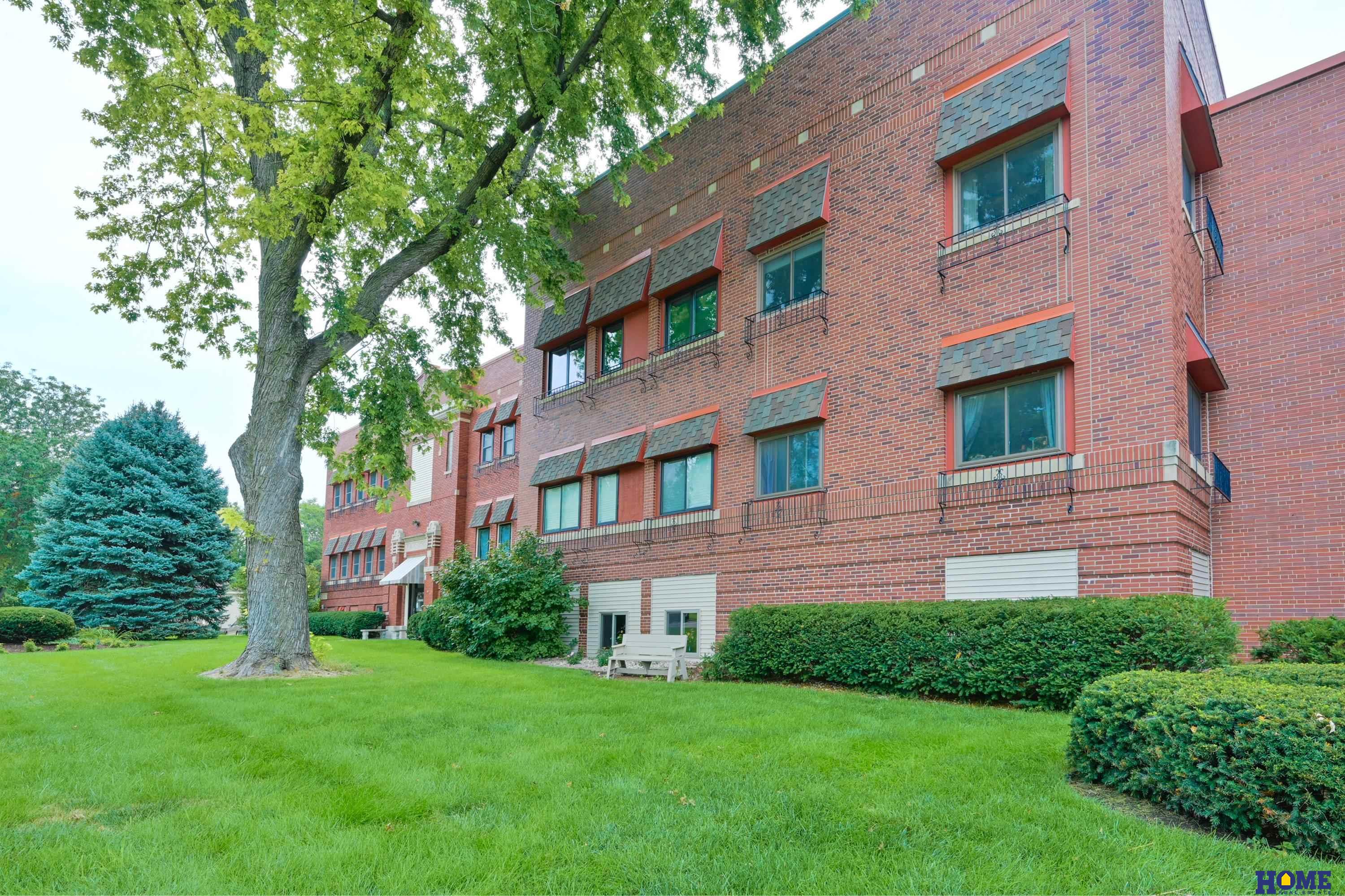 1540 N Cotner Boulevard, Lincoln