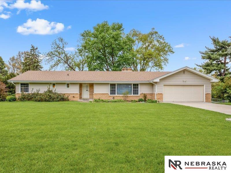 1006 Palamino Road, Omaha