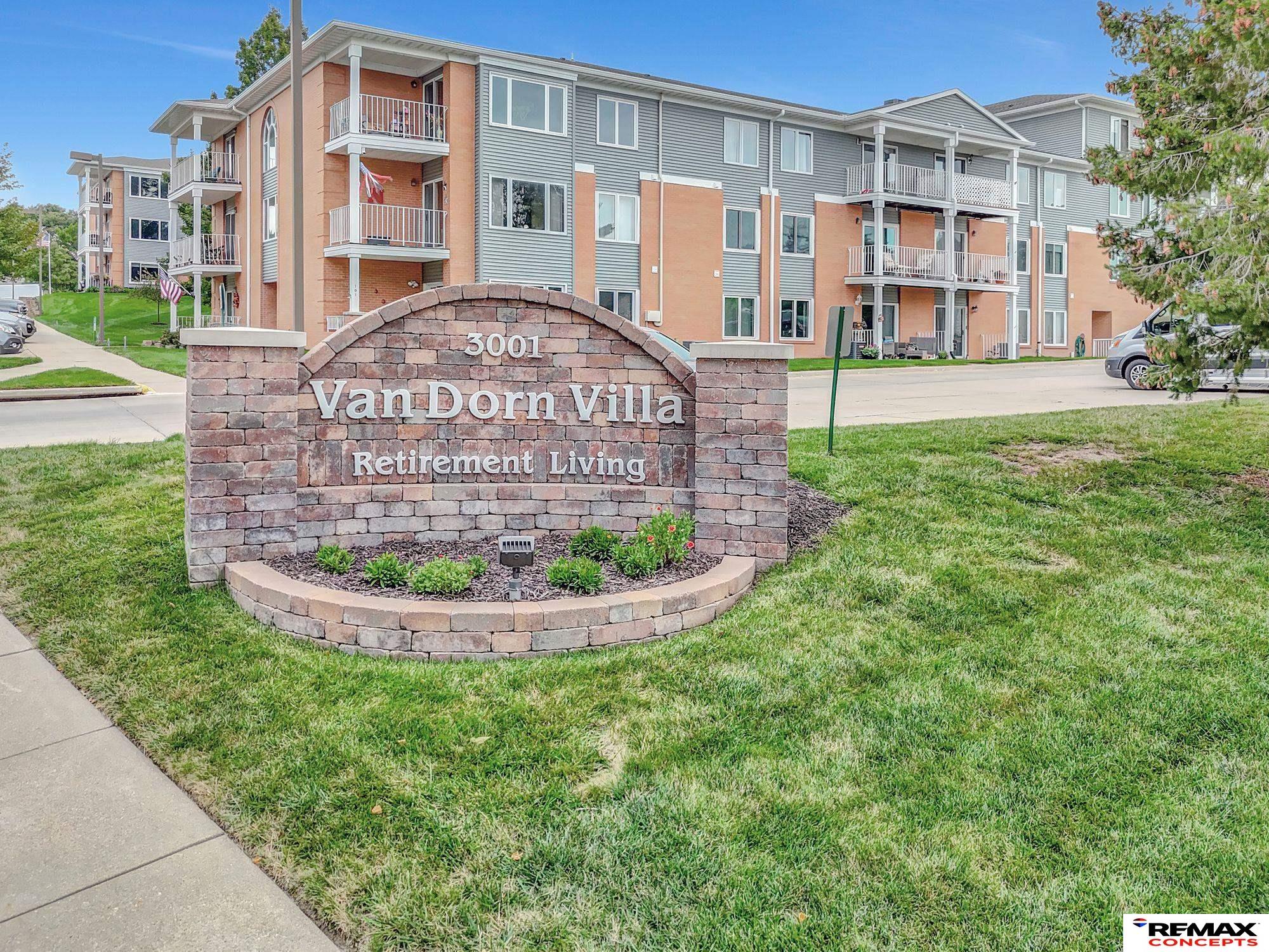 Photo of 3001 S 51st Street Court #103 Lincoln NE 68506