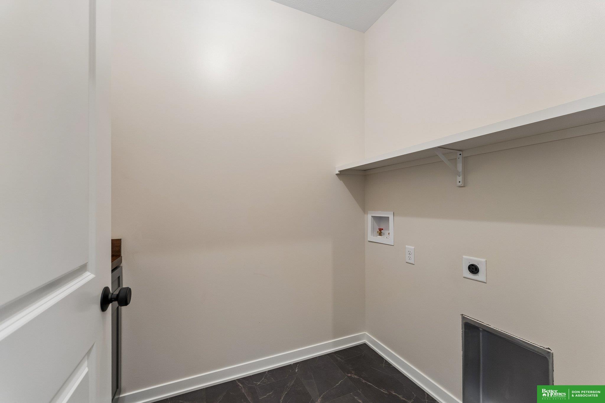 2830 Peterson Avenue, Fremont, NE 68025 — MLS #22611665 — photo 12 of 32