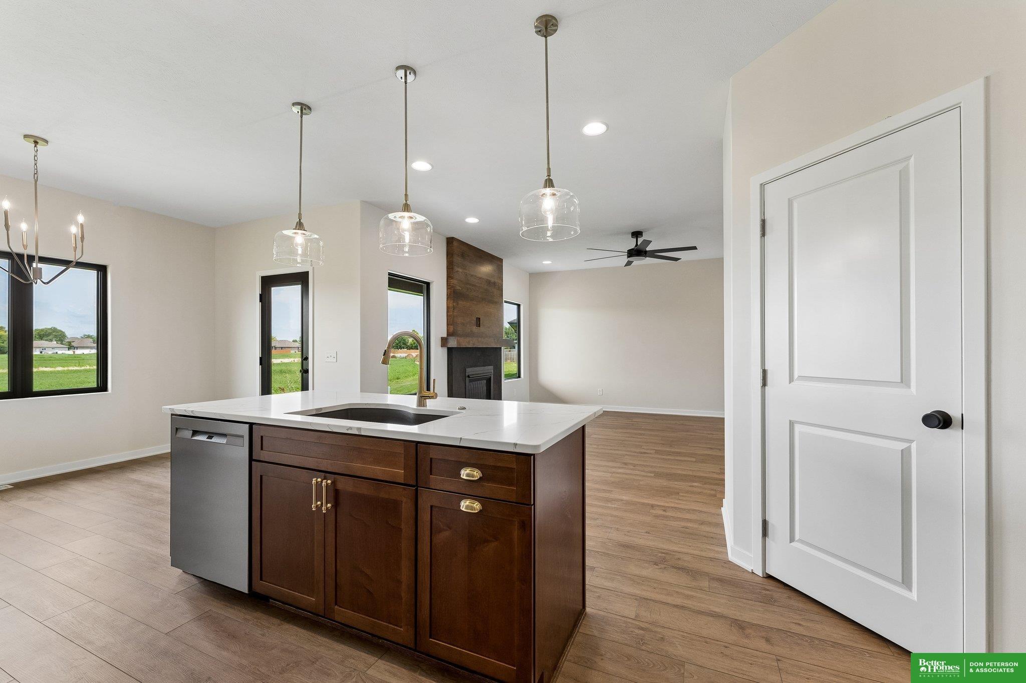 2830 Peterson Avenue, Fremont, NE 68025 — MLS #22611665 — photo 9 of 32