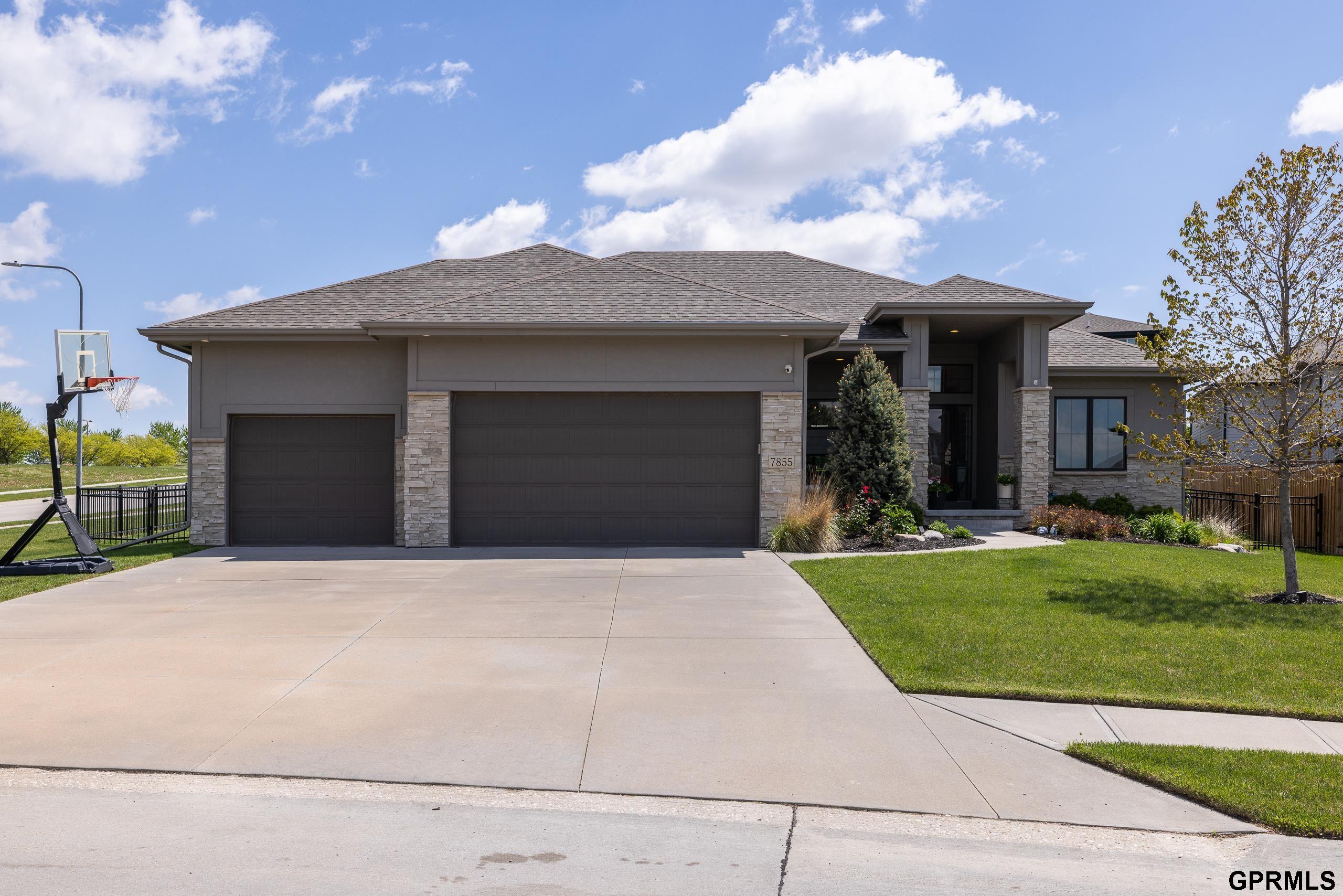 408 Hillside Avenue, Yutan, NE, 68073
