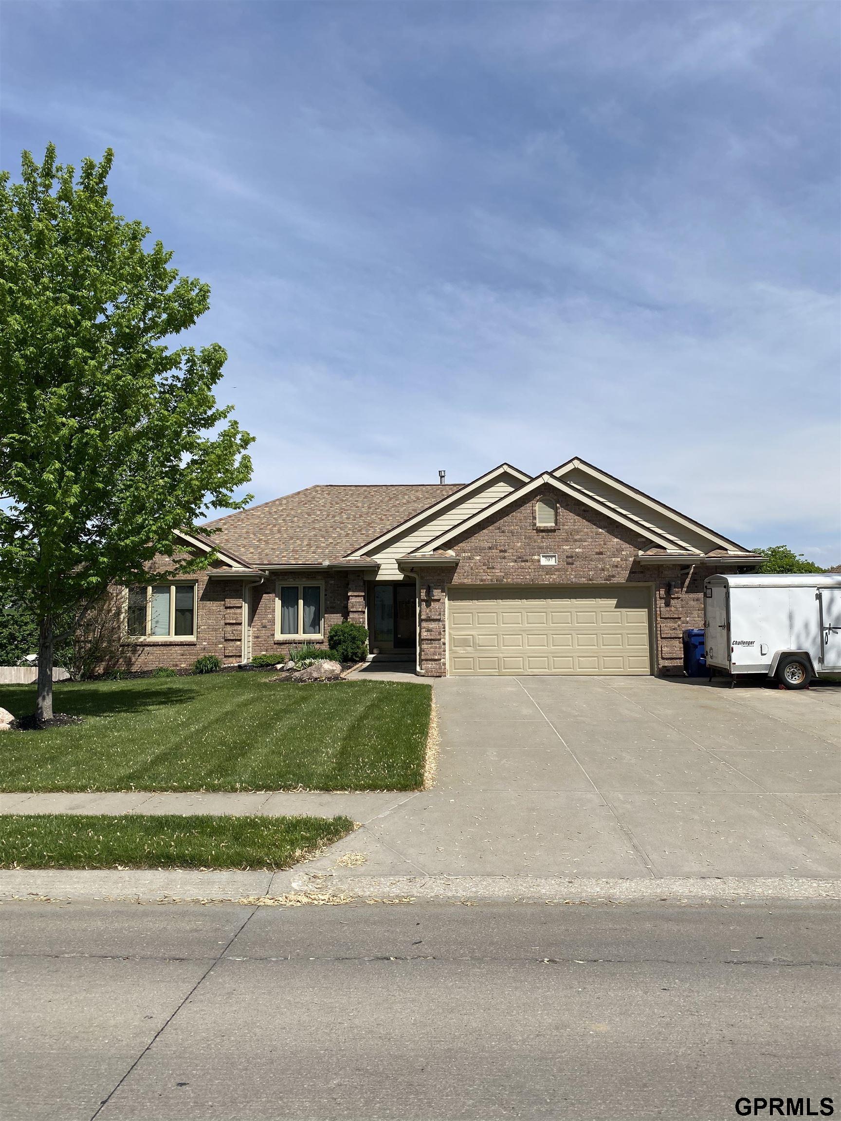Photo of 707 N Madison Street Papillion NE 68046-4314