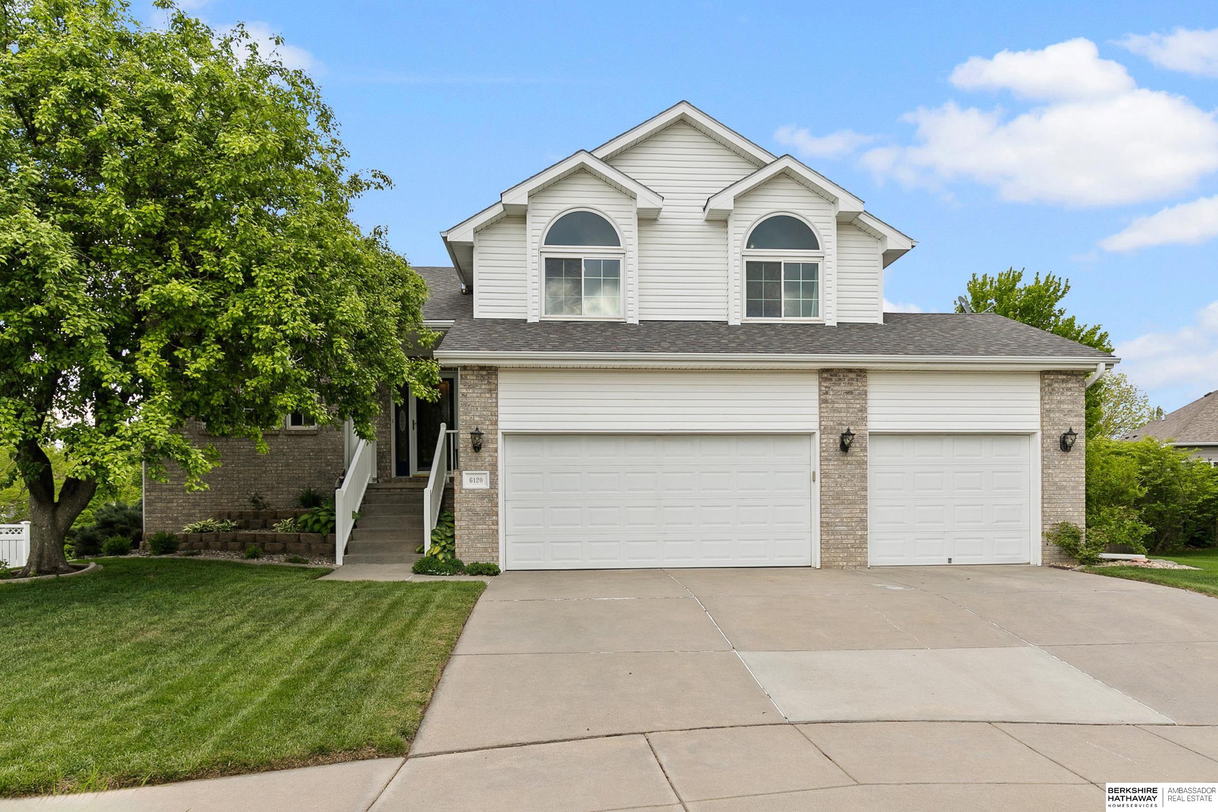 Photo of 6120 Cheney Ridge Circle Lincoln NE 68516