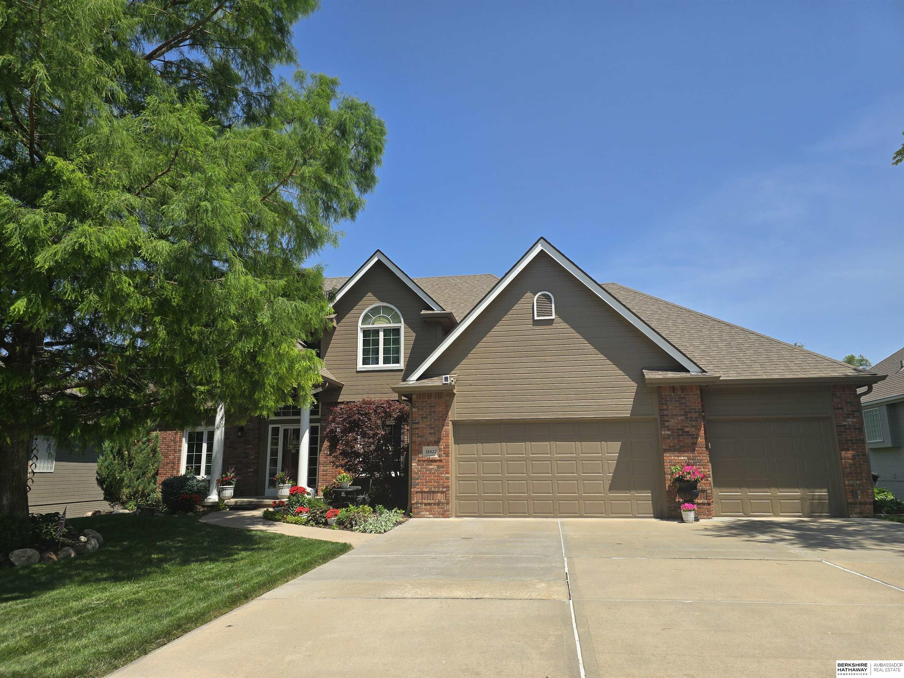 18422 Ontario Street, Omaha, Nebraska image 1