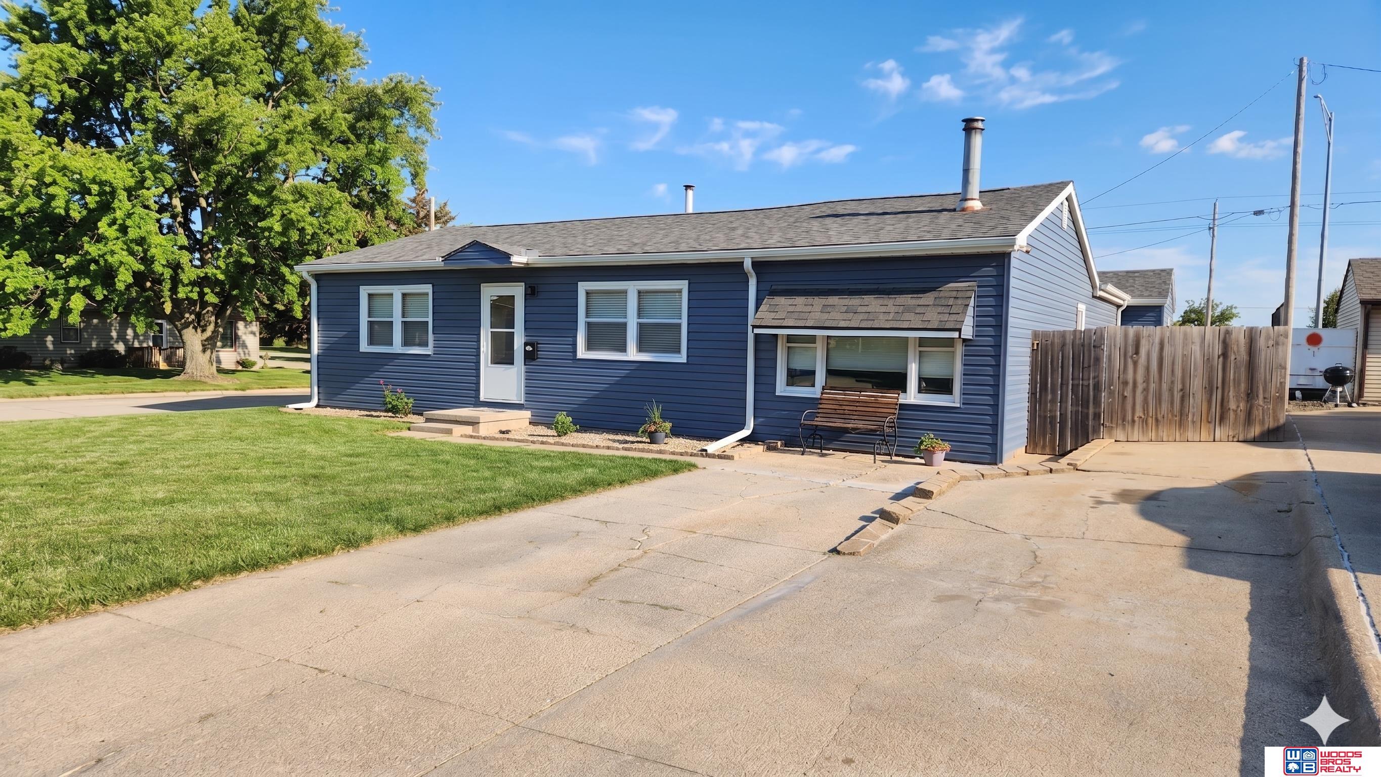 7018 Emiline Street, La Vista