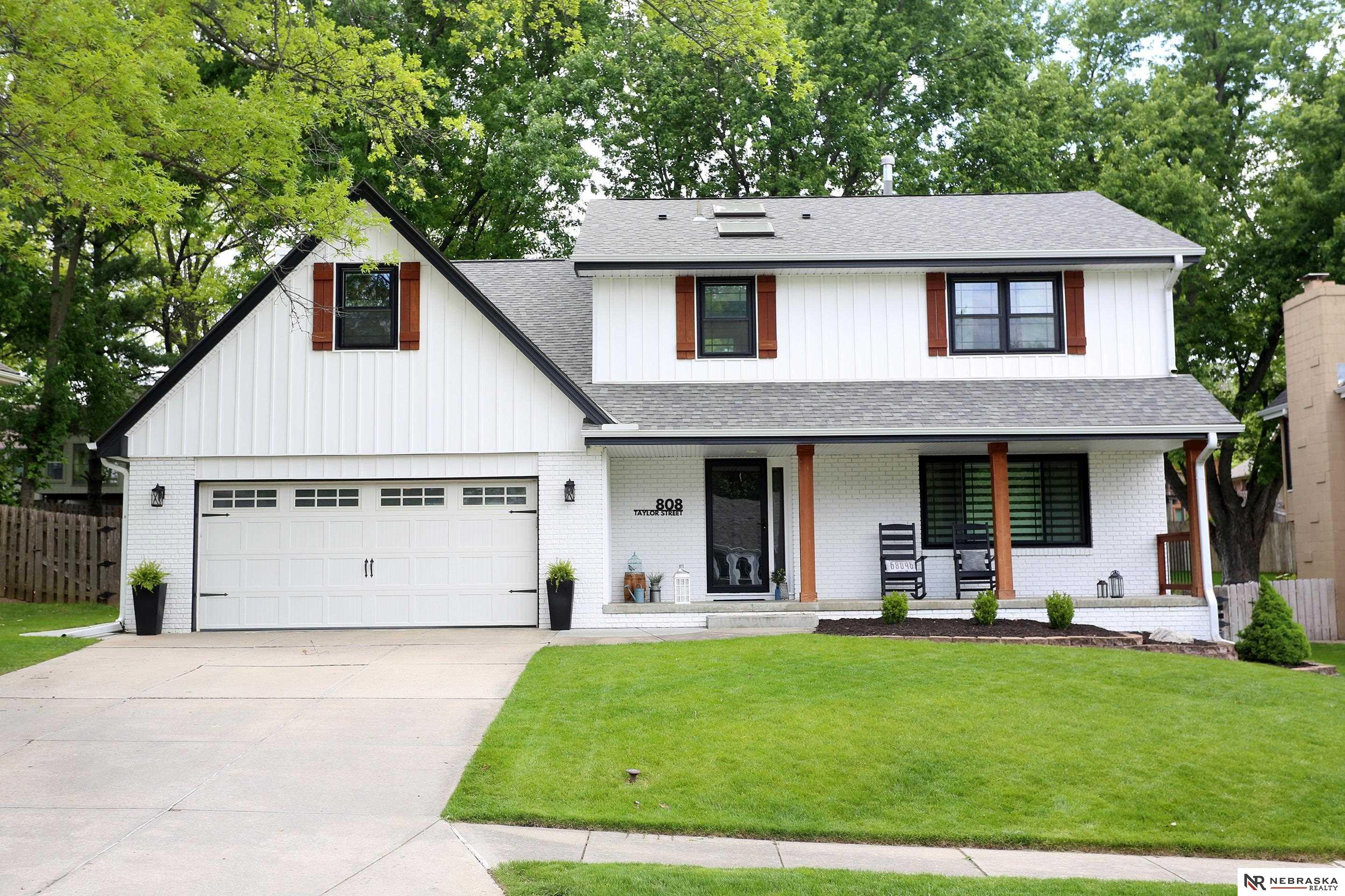 Photo of 808 taylor Street Papillion NE 68046