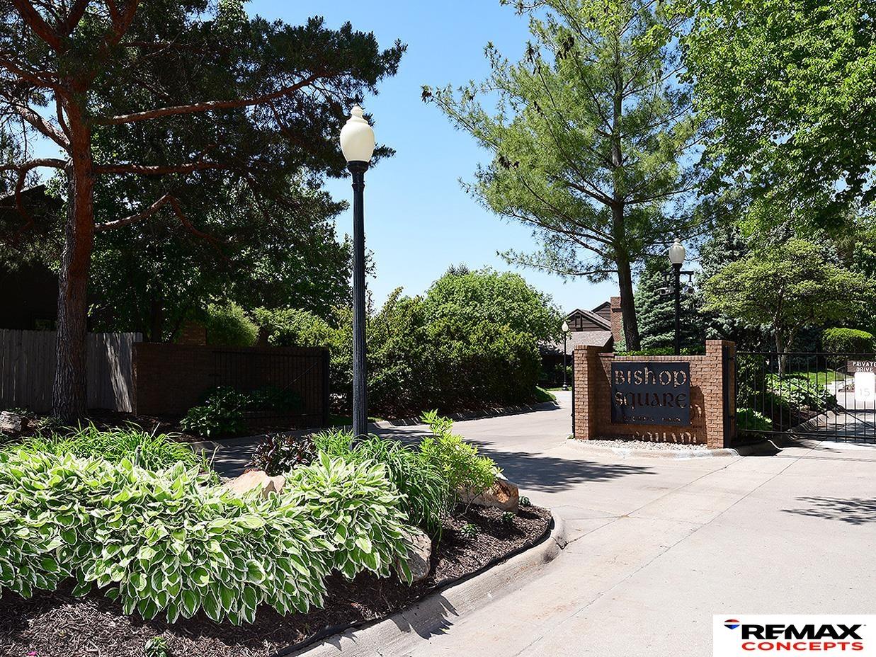 2609 Bishop Lane Unit 11, Lincoln, NE 68502 — MLS #22613096 — Main listing photo