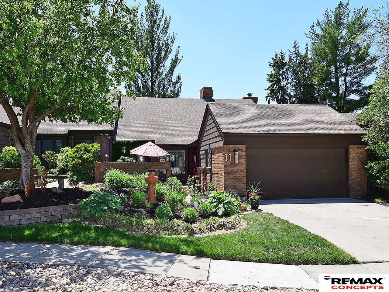 2609 Bishop Lane Unit 11, Lincoln, NE 68502 — MLS #22613096 — photo 3 of 43