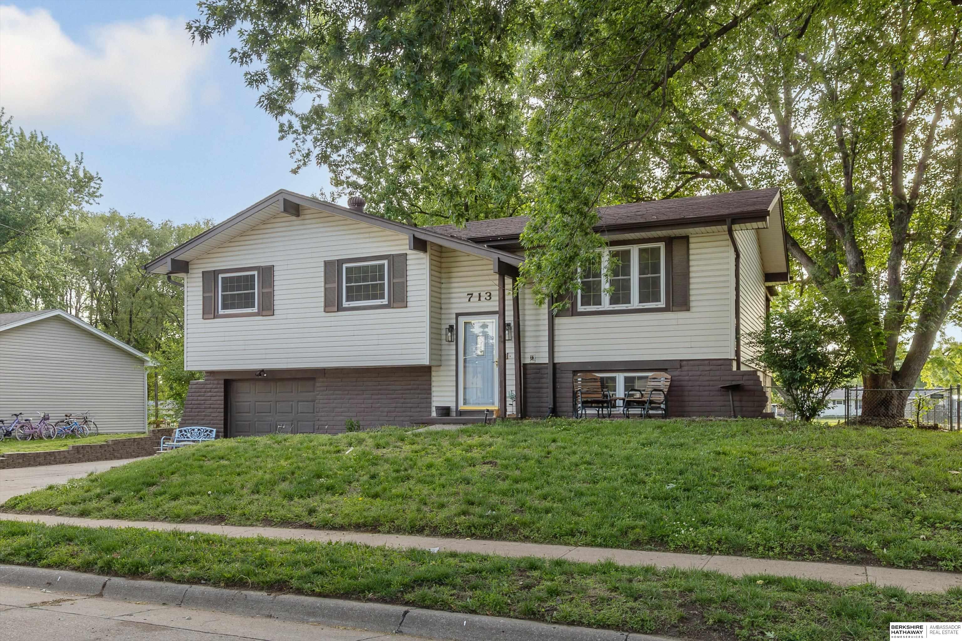 Photo of 713 N 12th Street Blair NE 68008