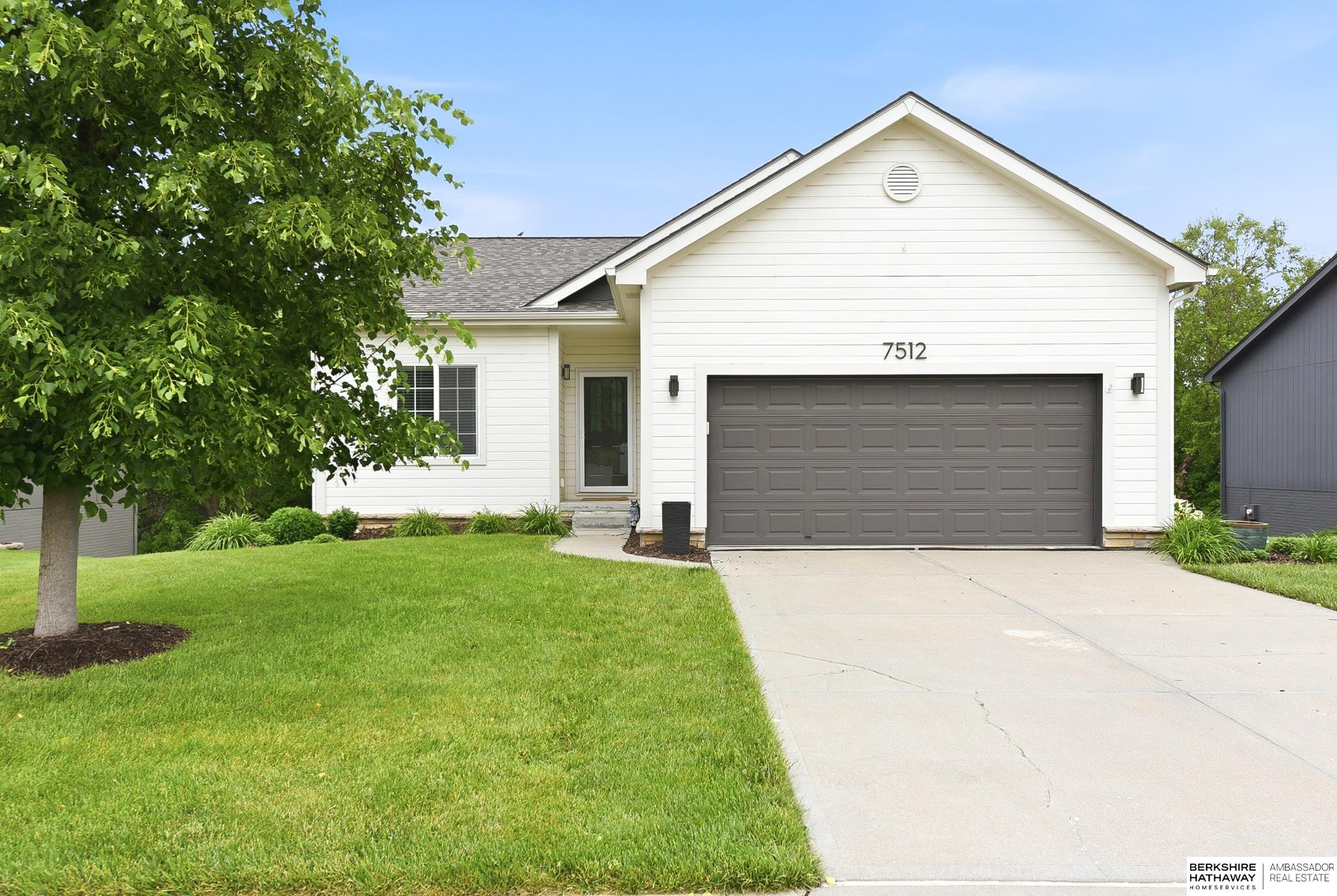 Photo of 7512 S 101st Street La Vista NE 68129