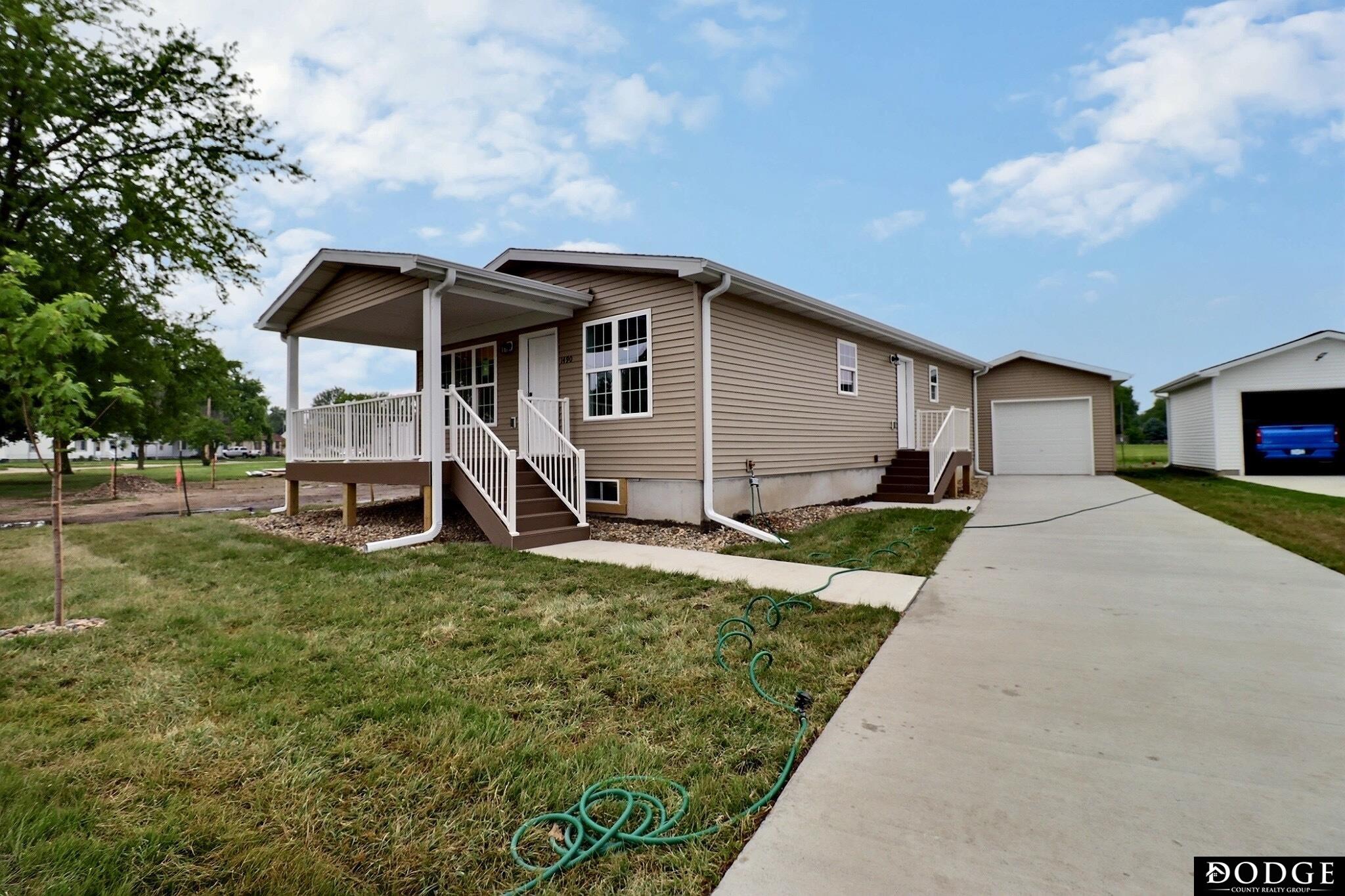 Photo of 1490 E 2nd Street Fremont NE 68025