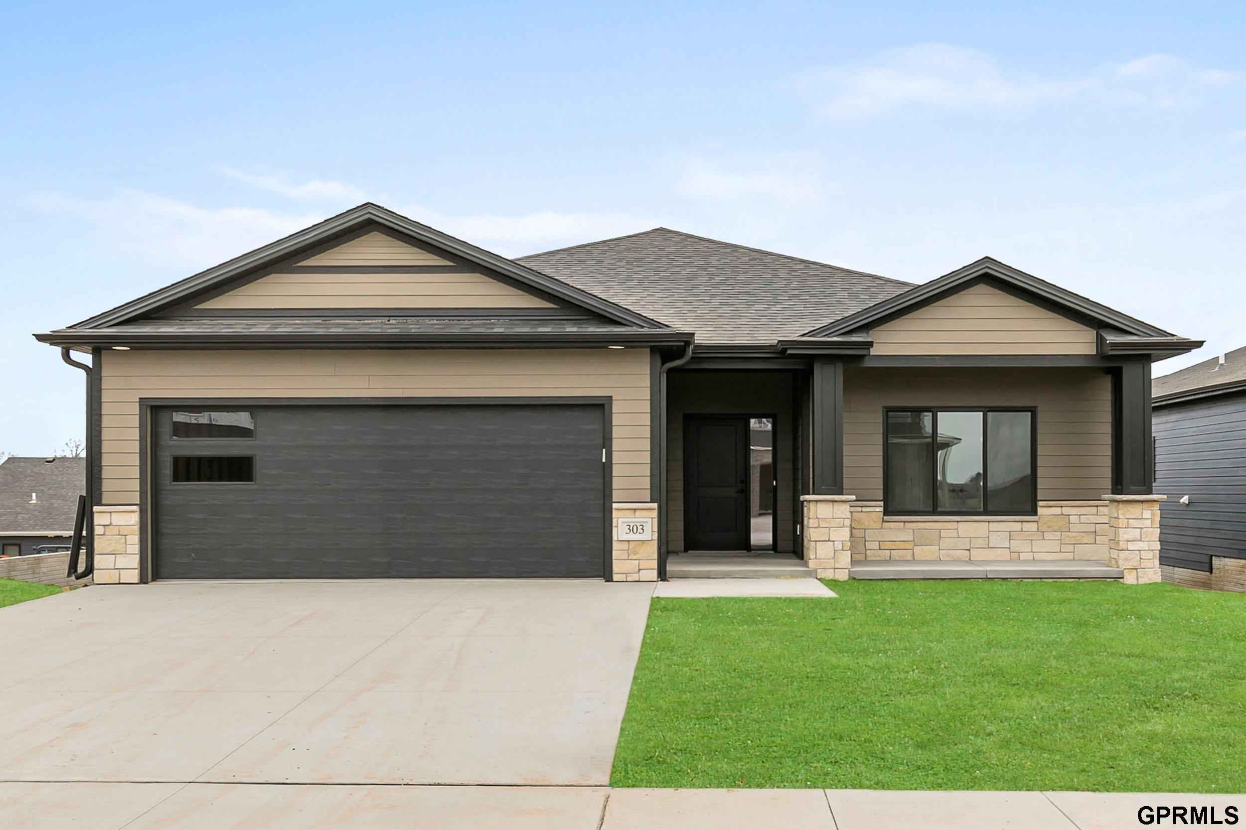 Photo of 441 N 105th Street Lincoln NE 68527