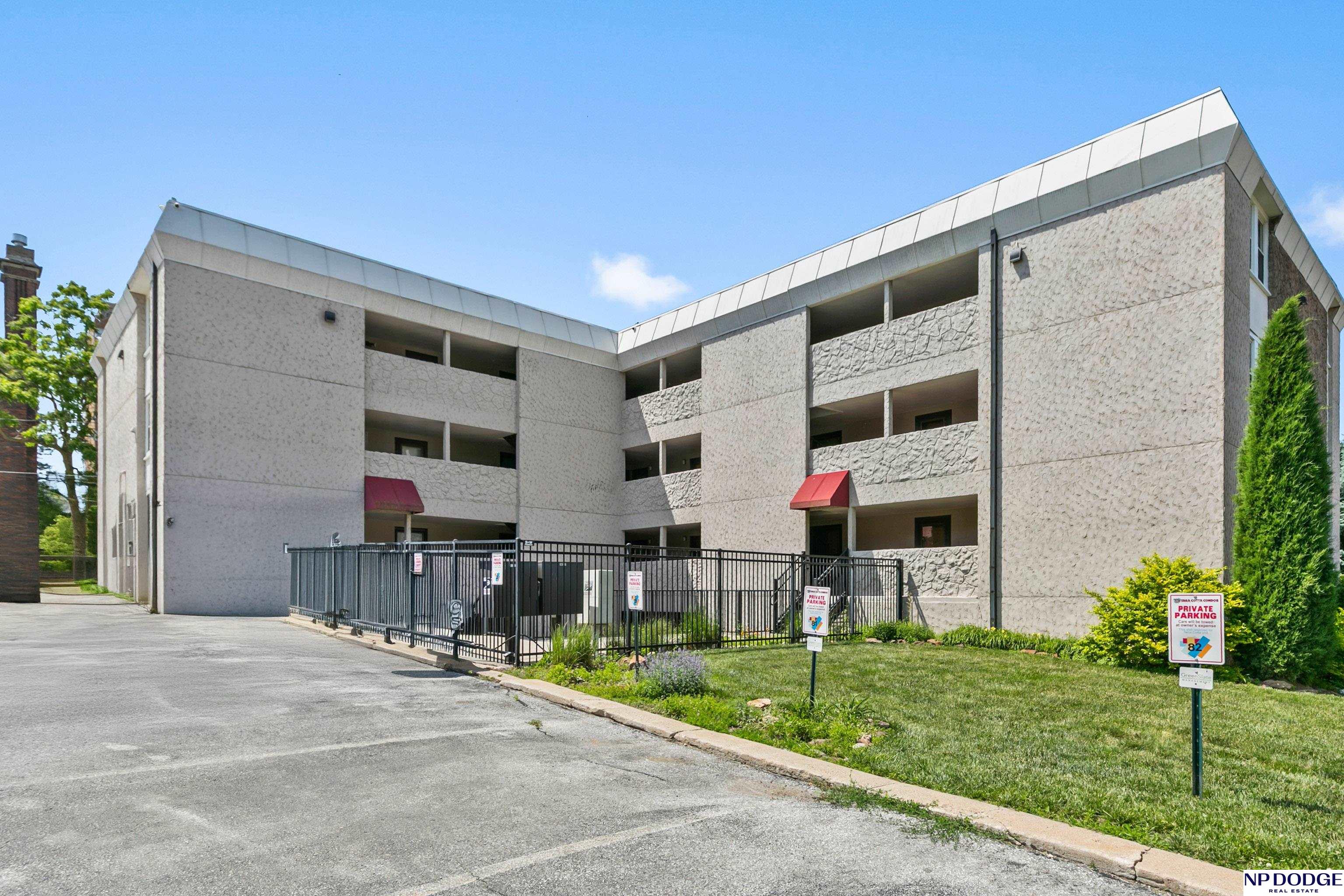 Photo of 120 S 38 Avenue #0035 Omaha NE 68131