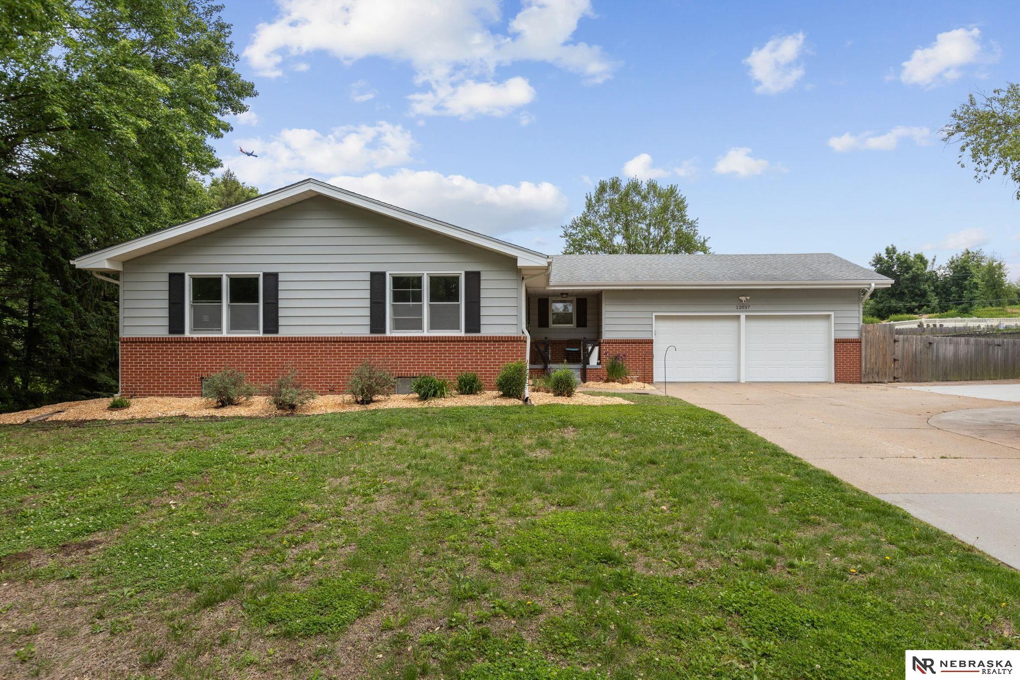 12037 N 40th Street, Omaha