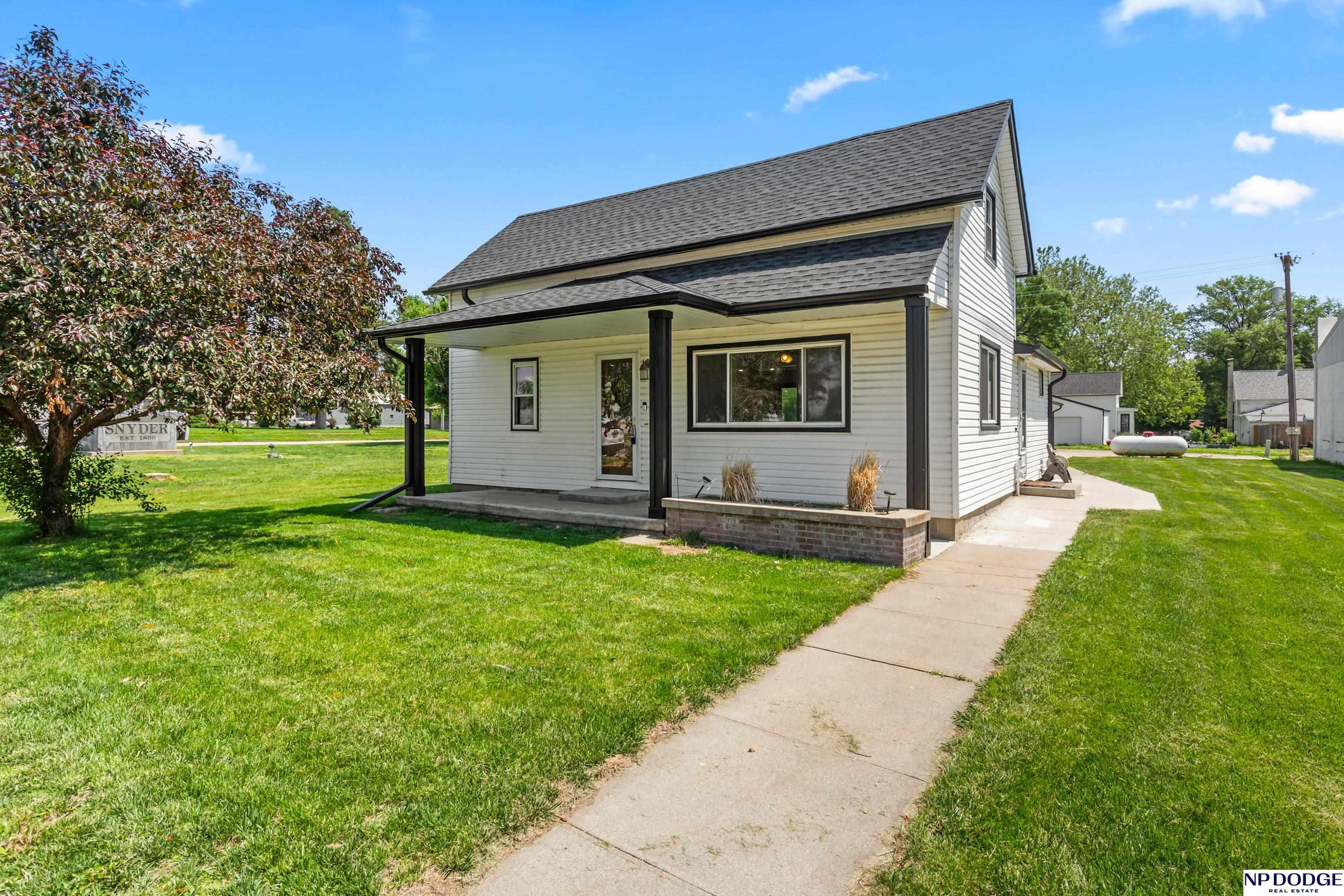 Photo of 308 Rangeline Road Snyder NE 68664