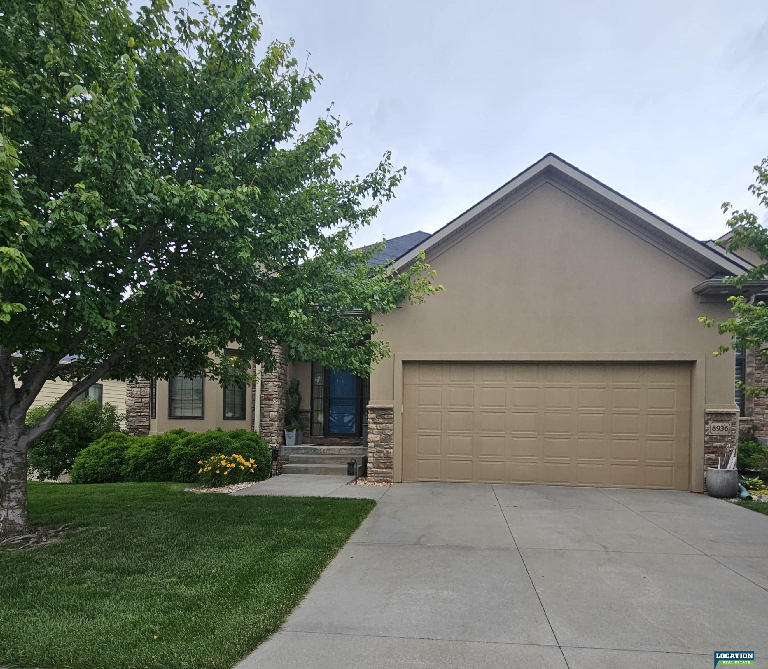 Photo of 8936 Sandhills Court Lincoln NE 68526