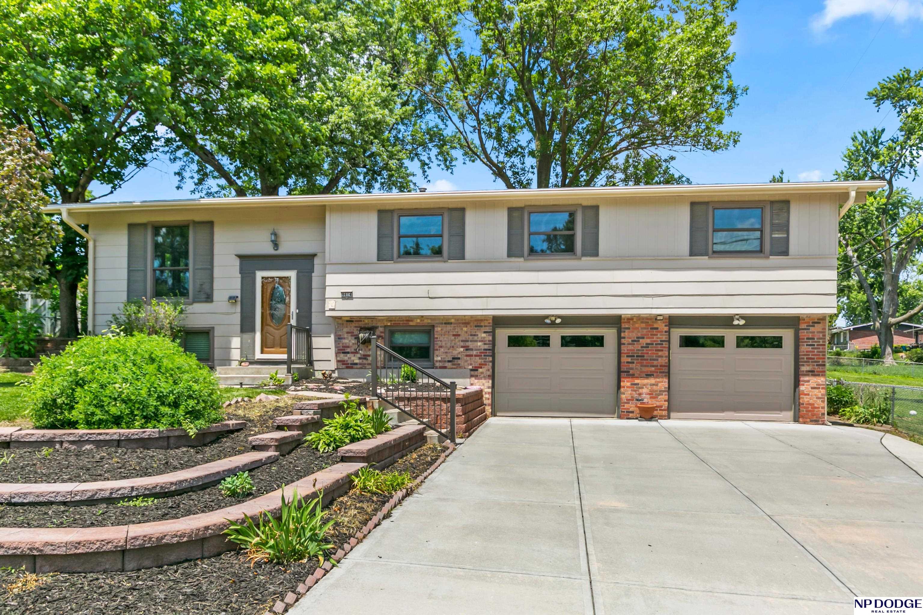 Photo of 9614 Brownley Drive Omaha NE 68134-5752