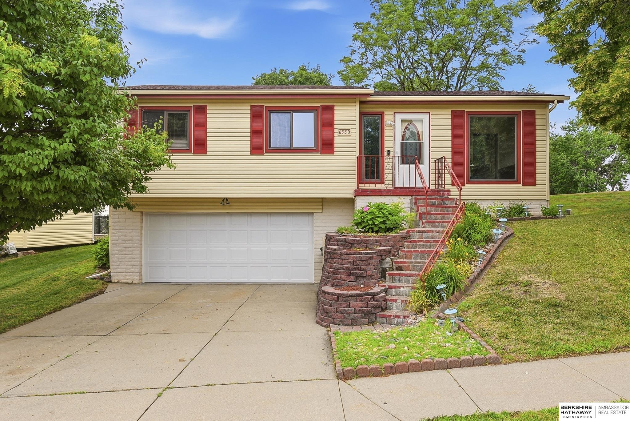 6330 N 109th Circle, Omaha