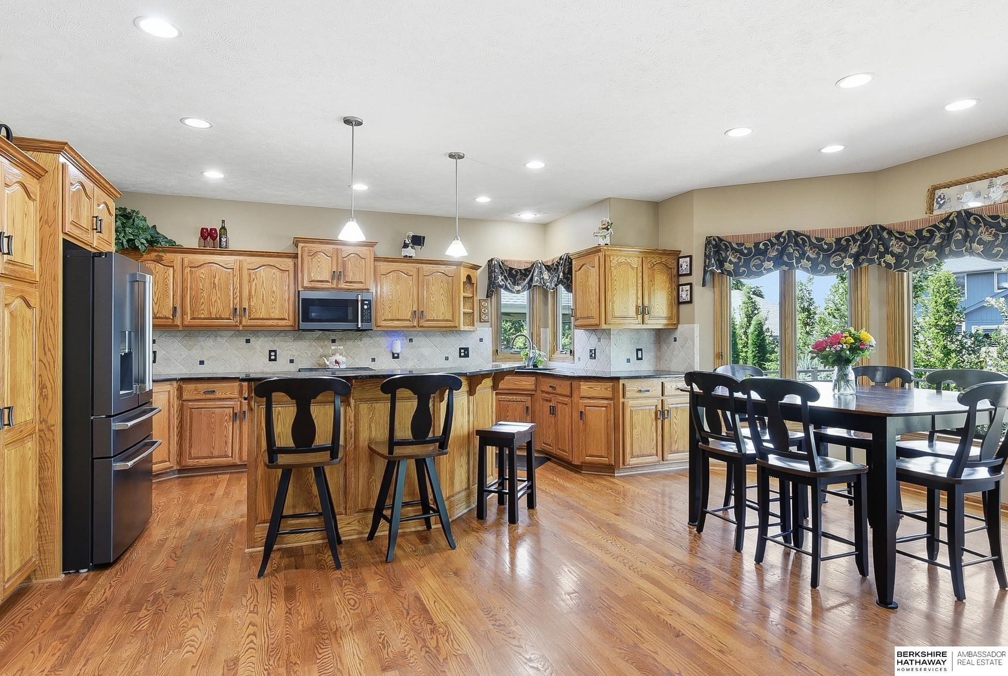 9406 Granville