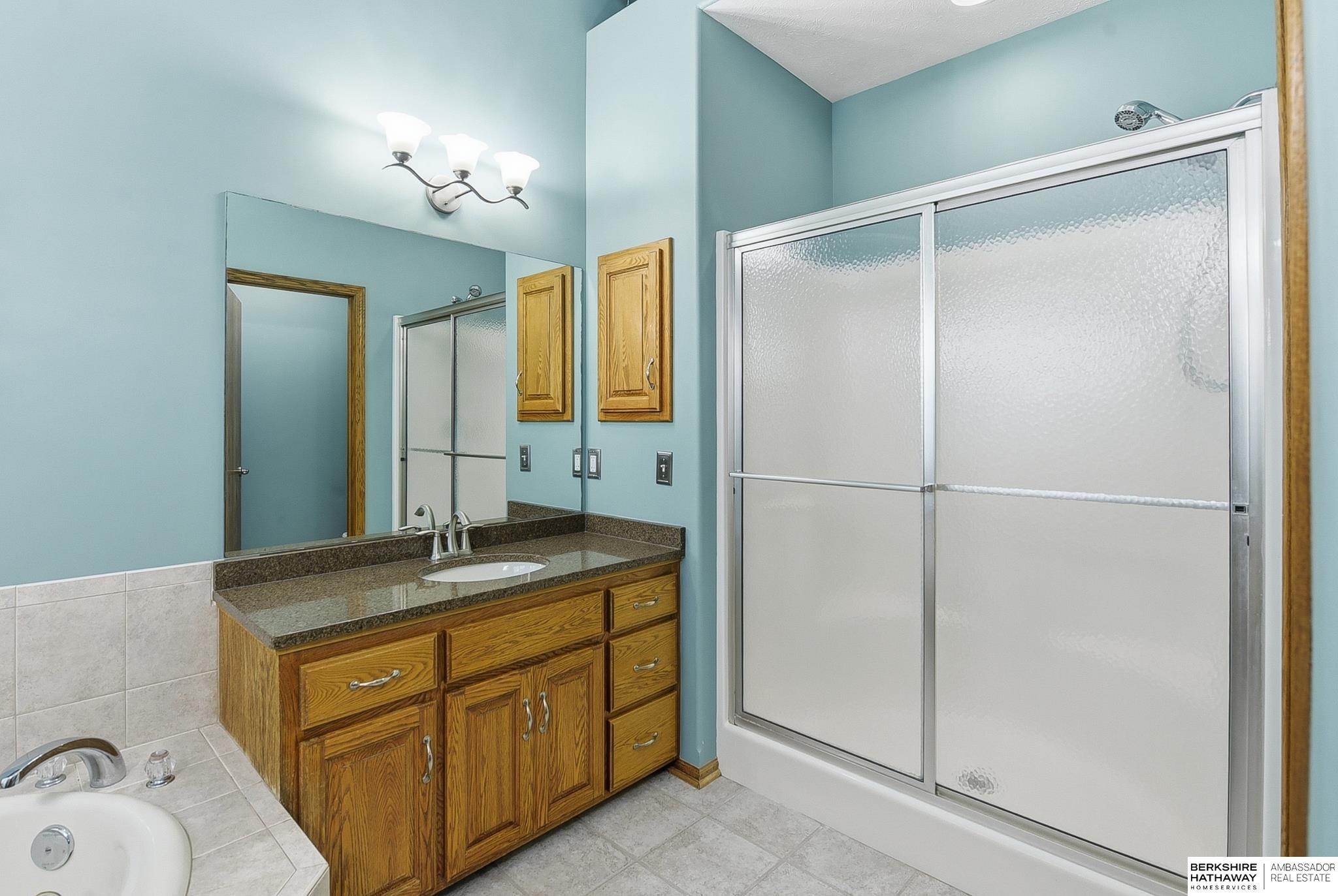 9406 Granville