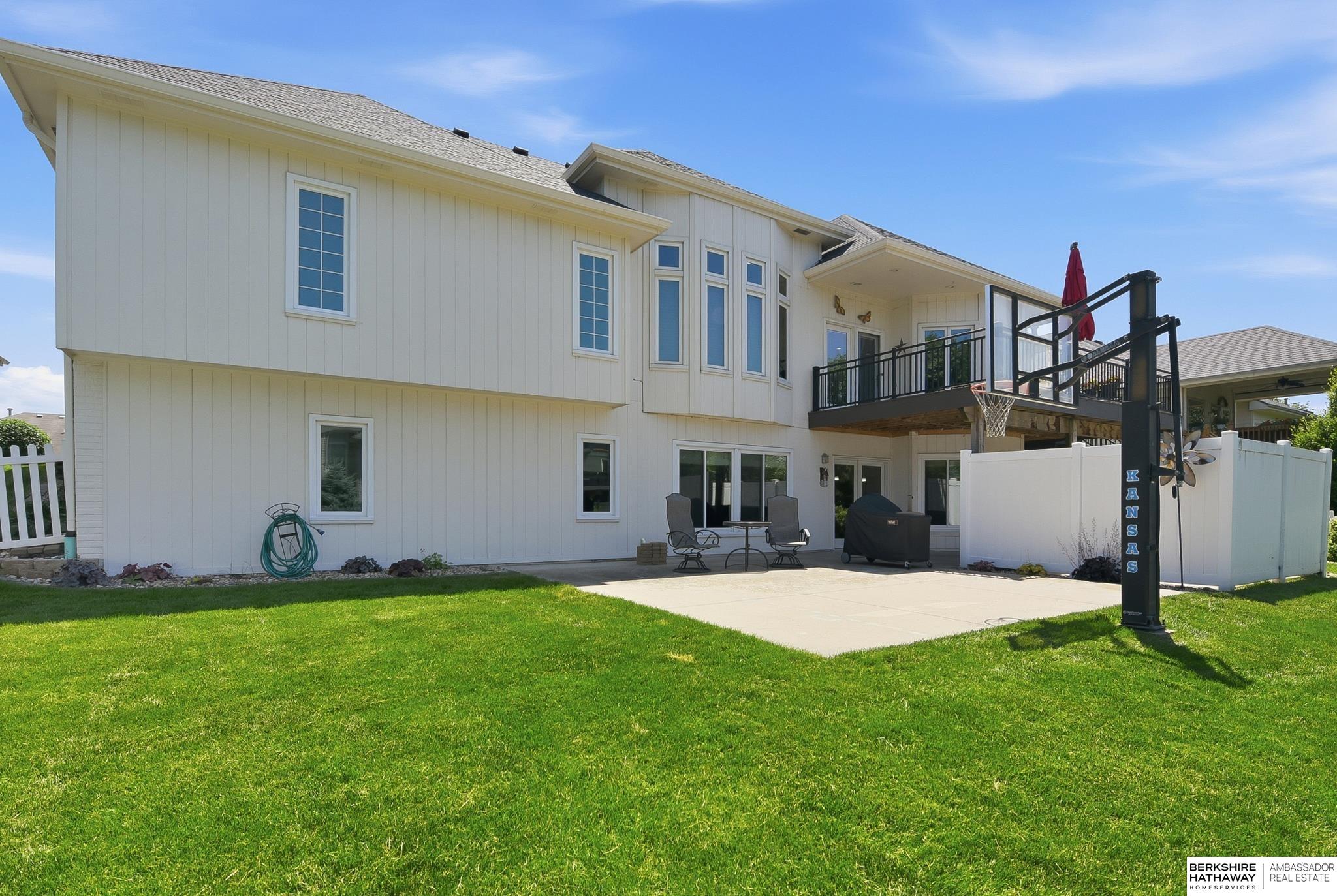 9406 Granville