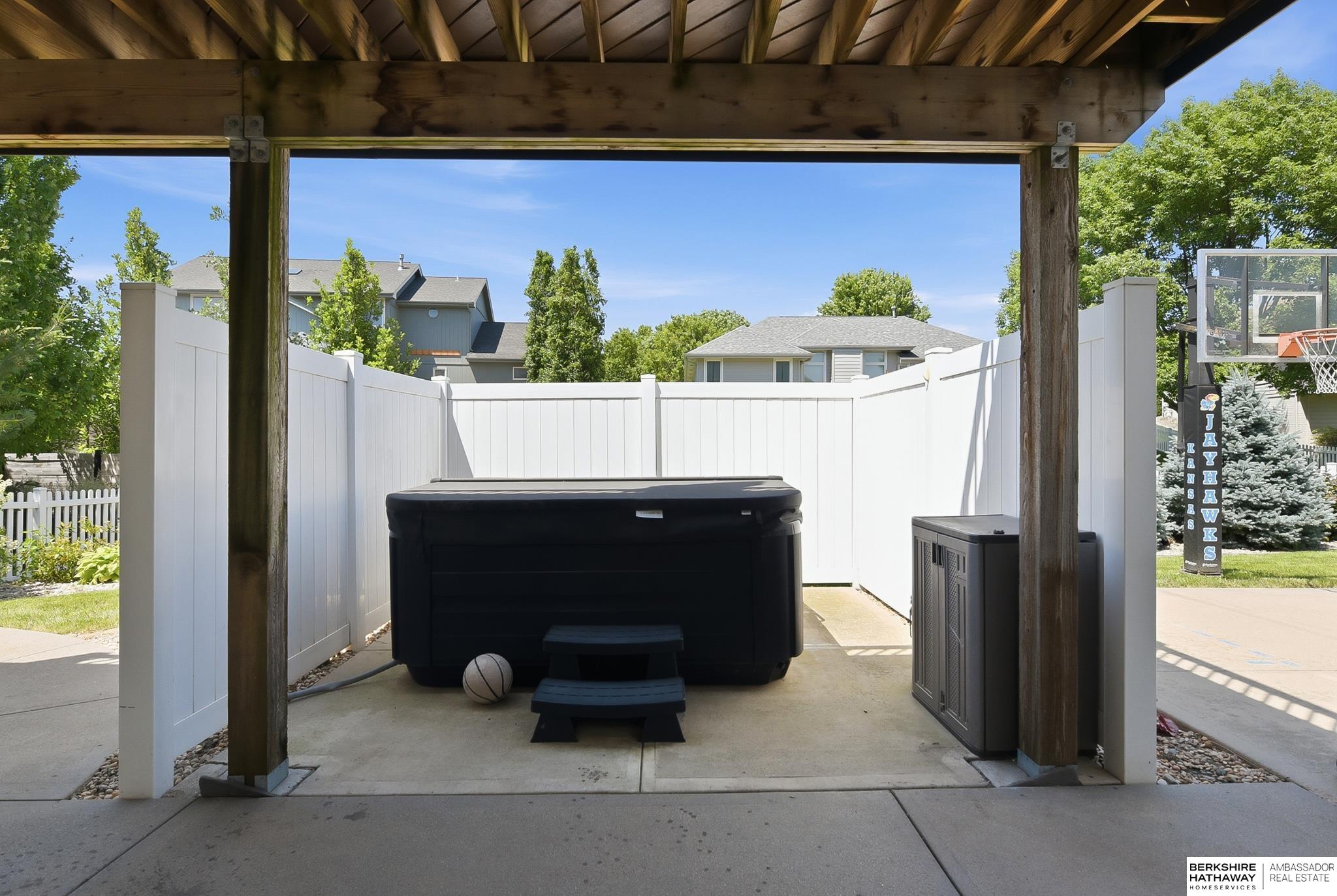 9406 Granville
