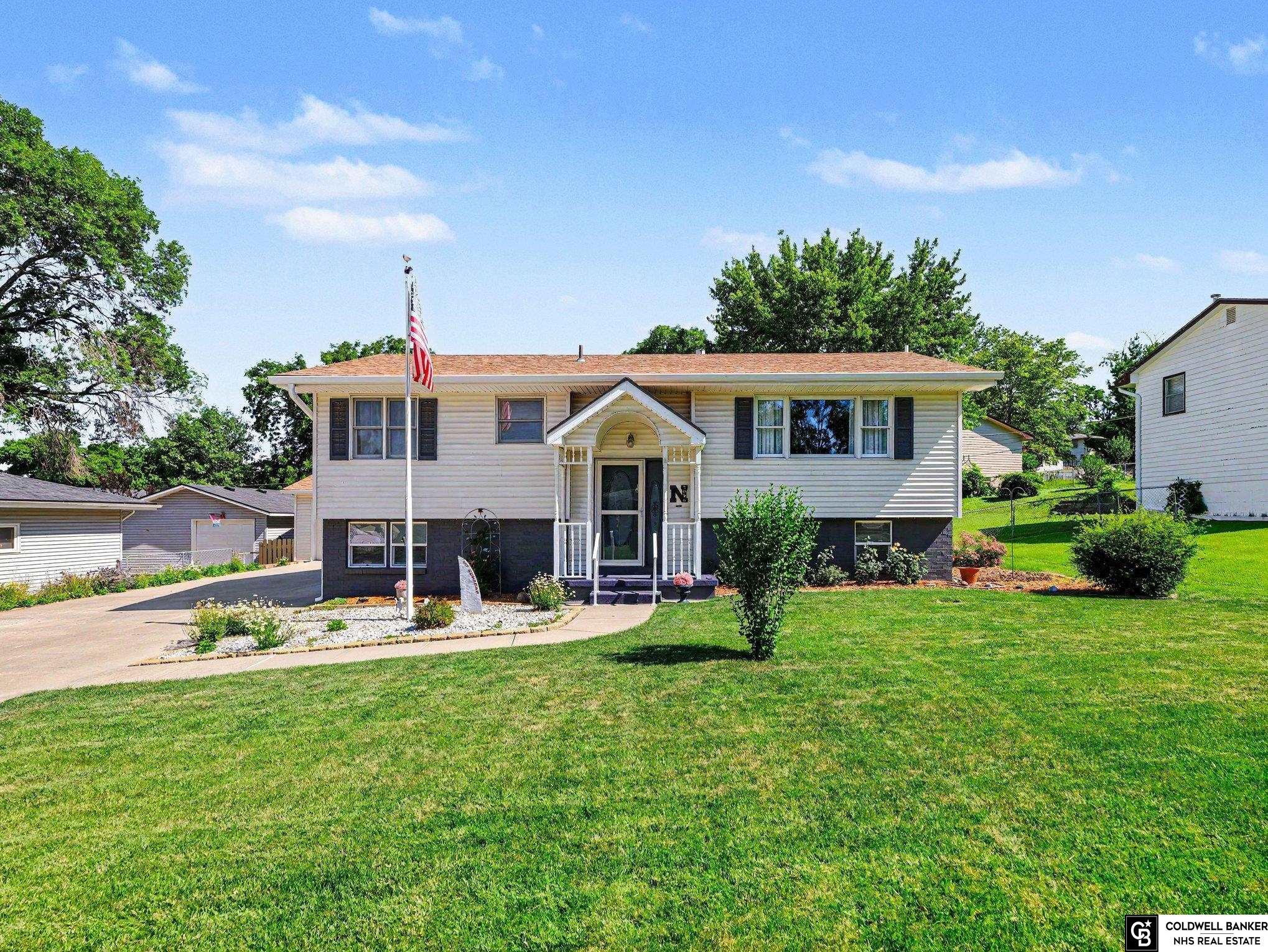 Photo of 5026 Aspen Drive Omaha NE 68157