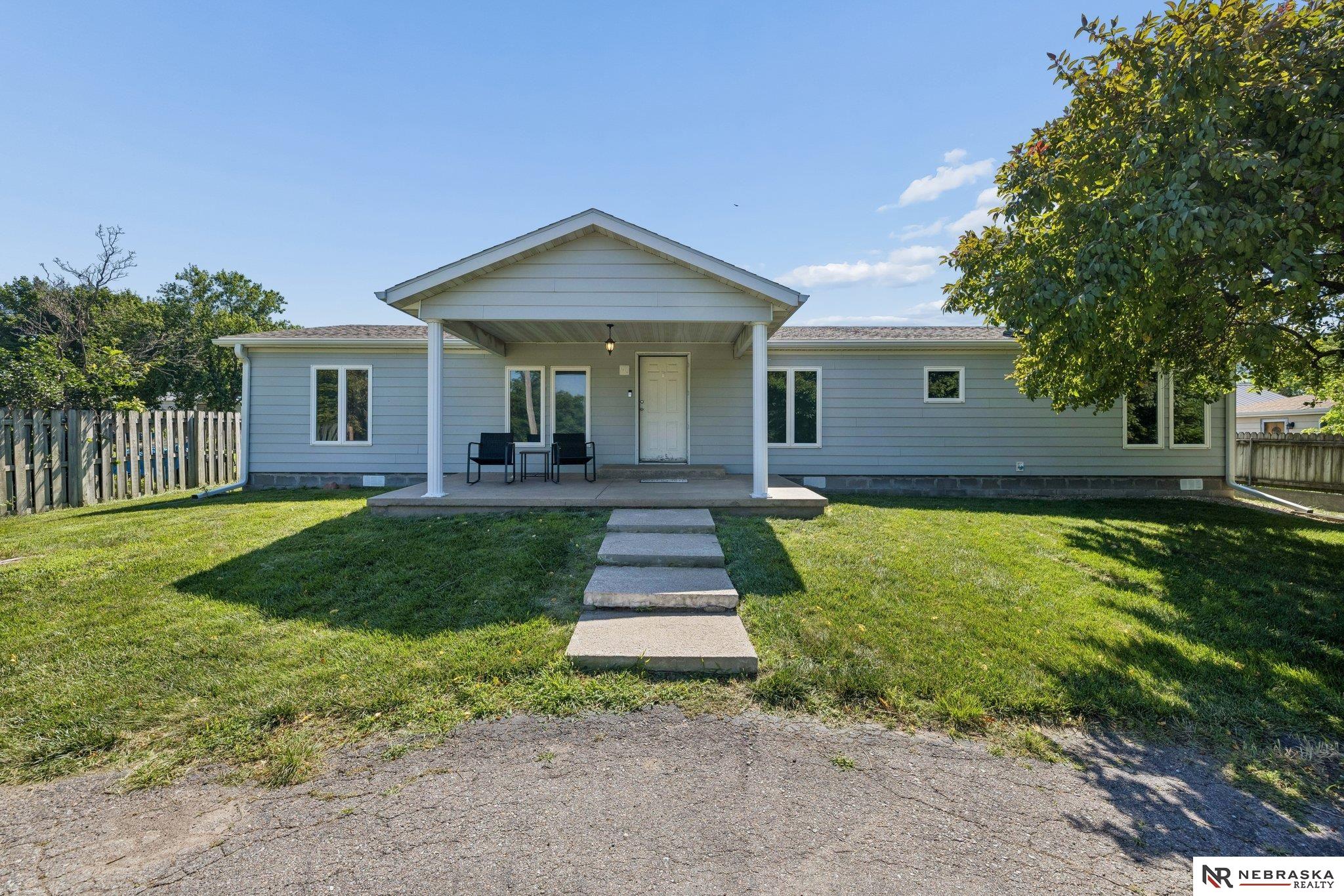 1516 N Ashland Avenue, Beatrice