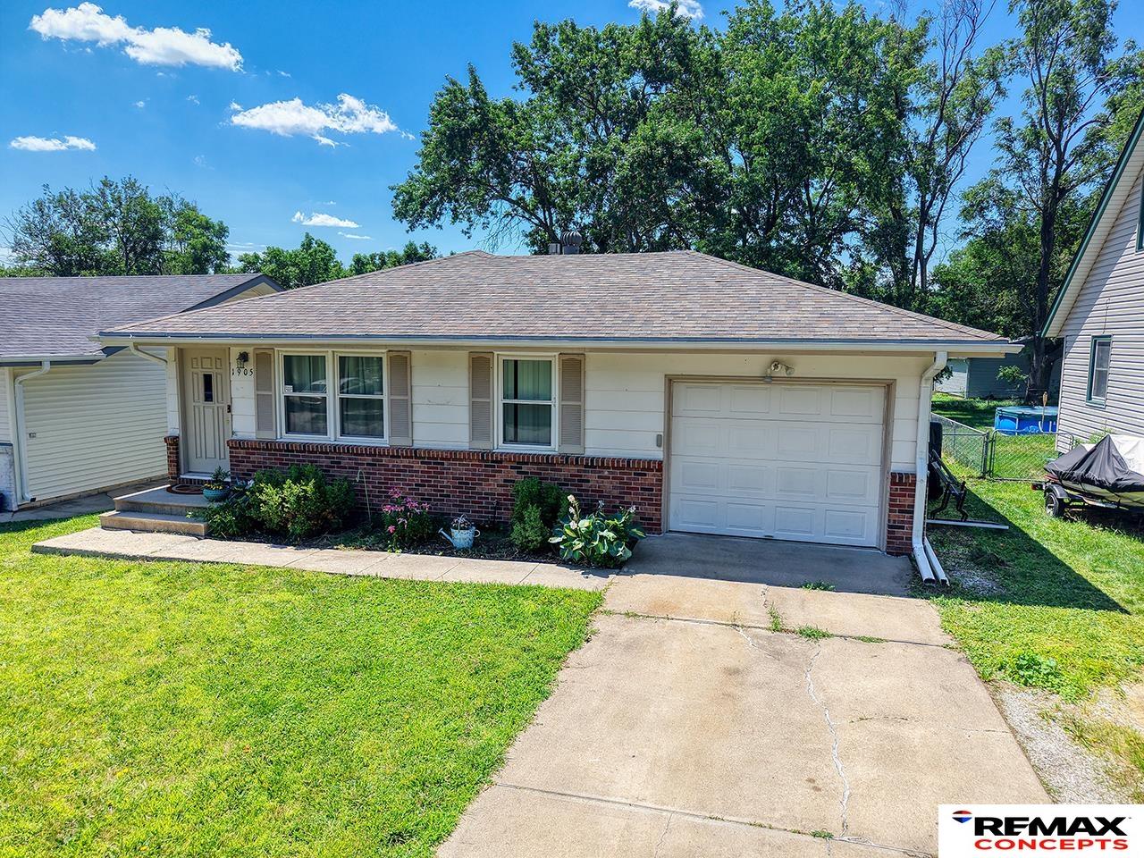 Photo of 1905 Fairfield Street Lincoln NE 68521
