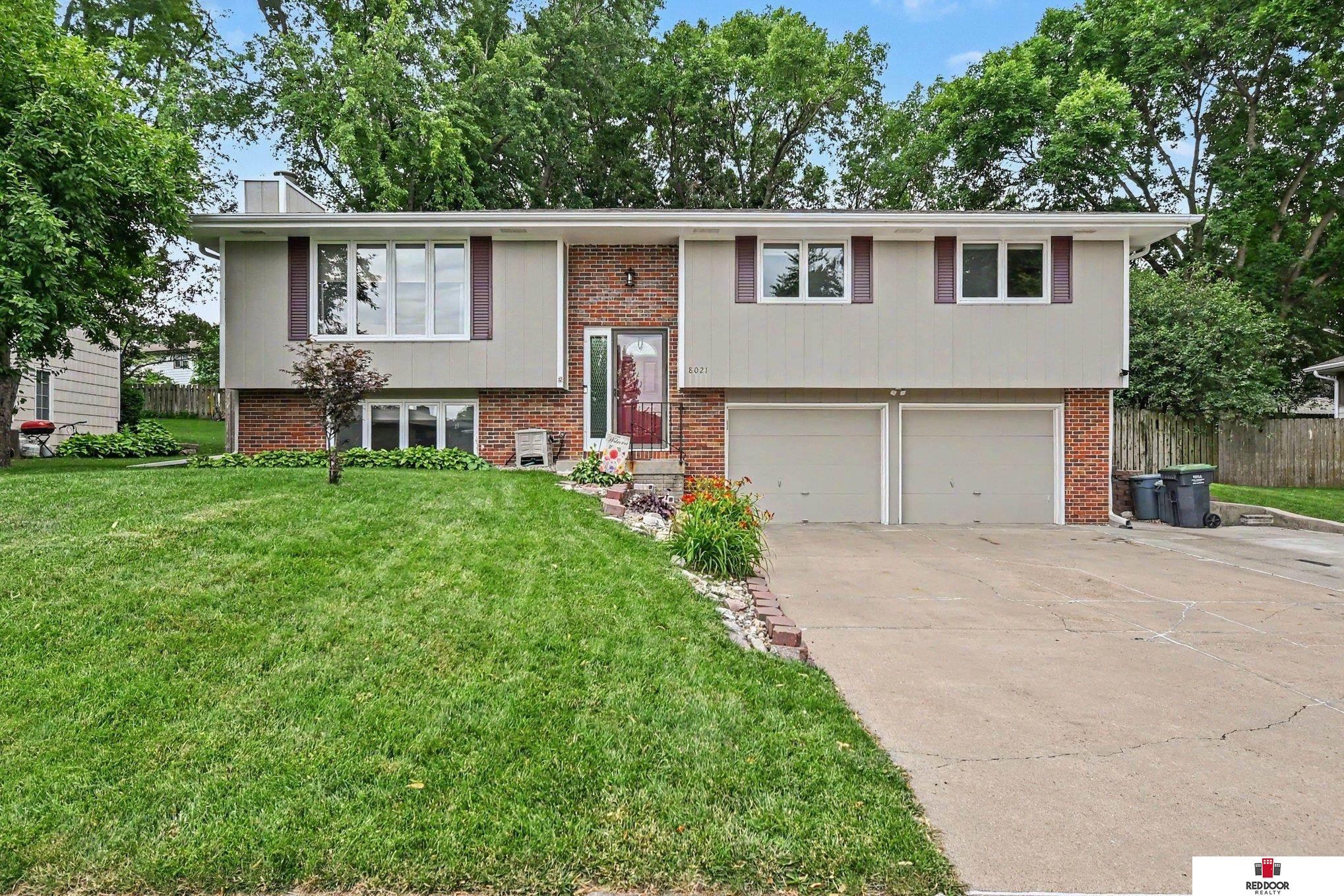 8021 Myrtle Street, Lincoln, Nebraska image 1