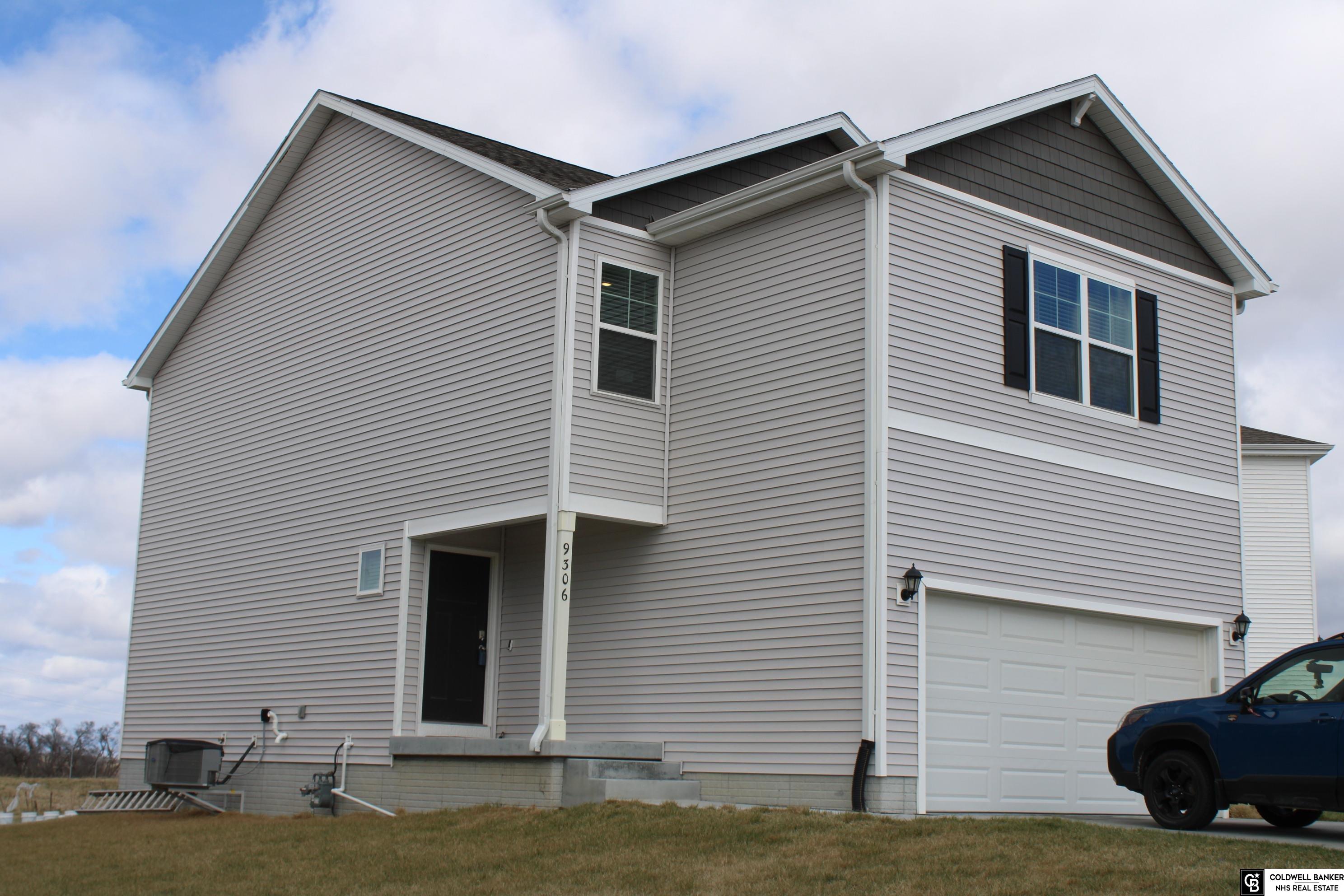 Photo of 9306 Reynolds Street Omaha NE 68122