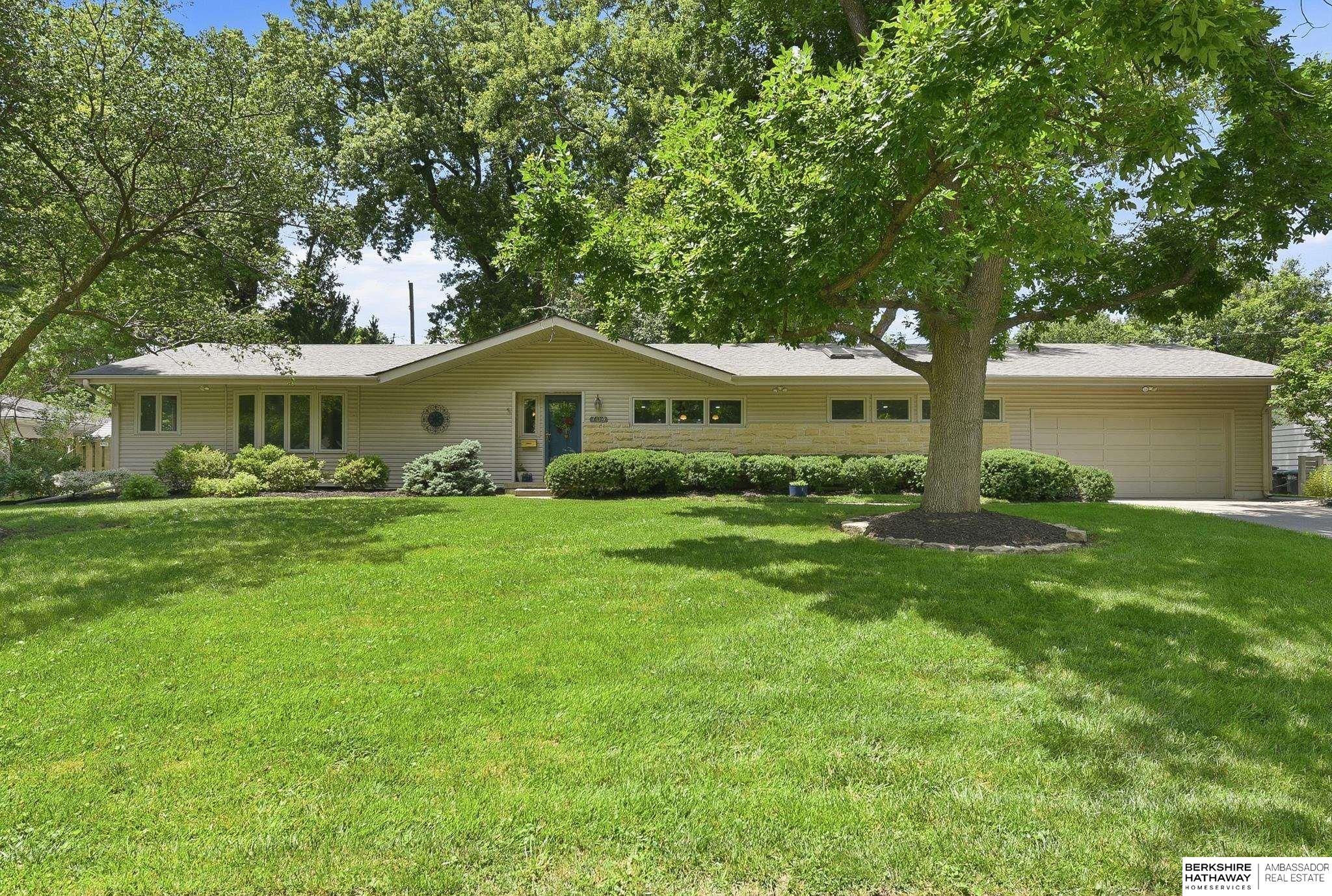 Photo of 704 Dillon Drive Omaha NE 68132