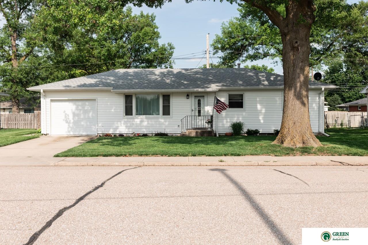 Photo of 710 N Mayhew Drive York NE 68467