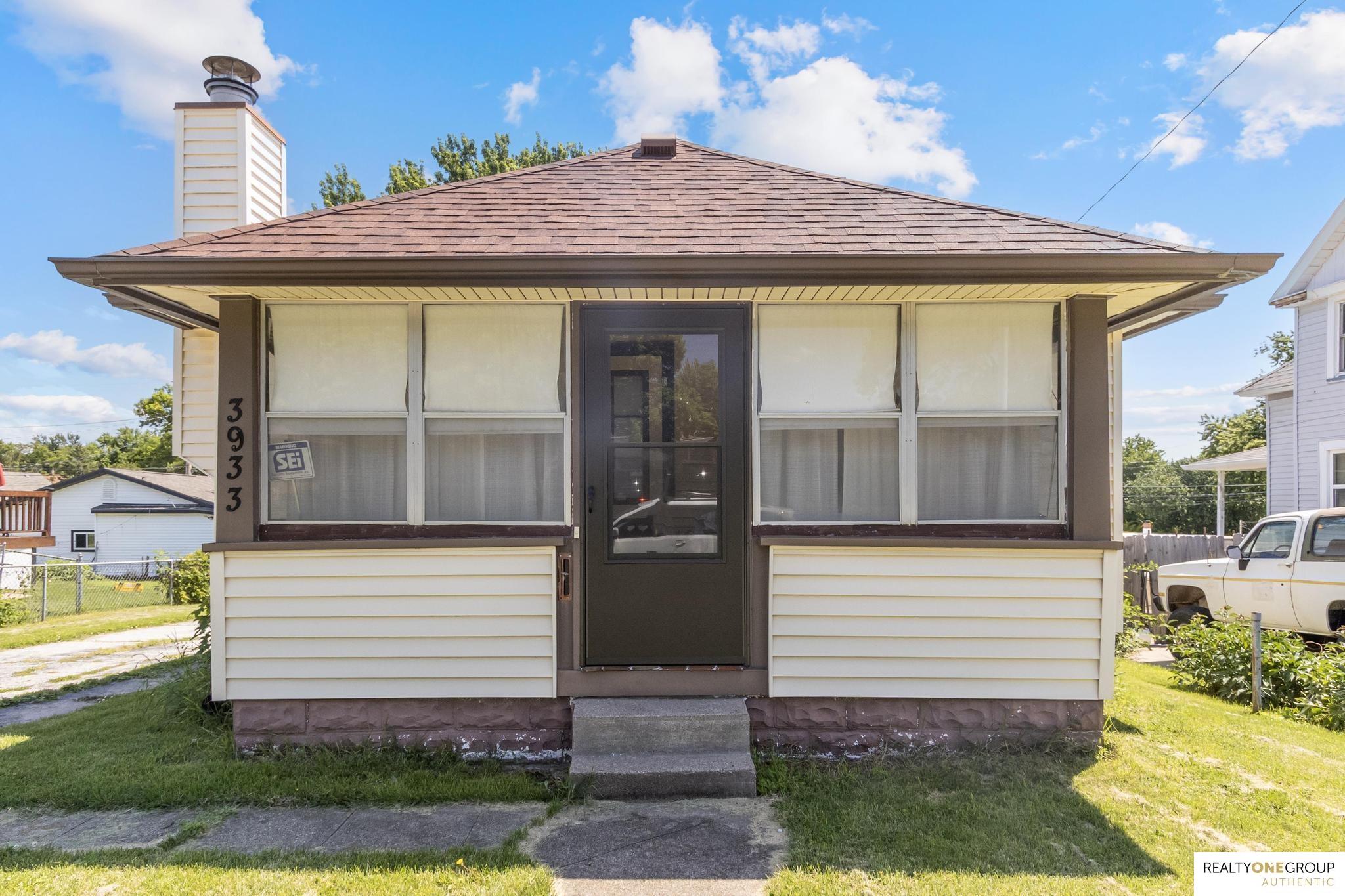Photo of 3933 X Street Omaha NE 68107-3157