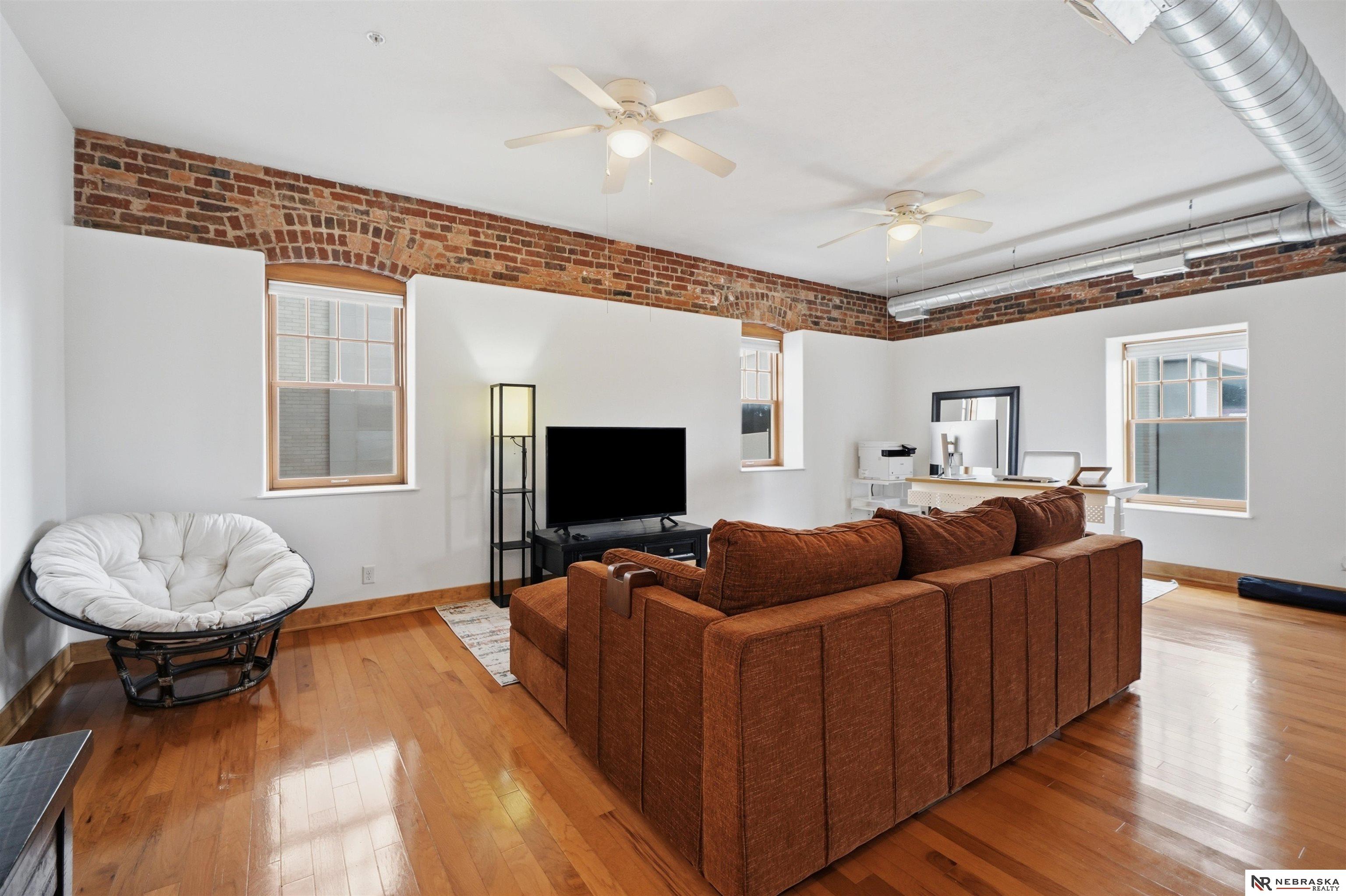 Photo of 1314 O Street #406 Lincoln NE 68508