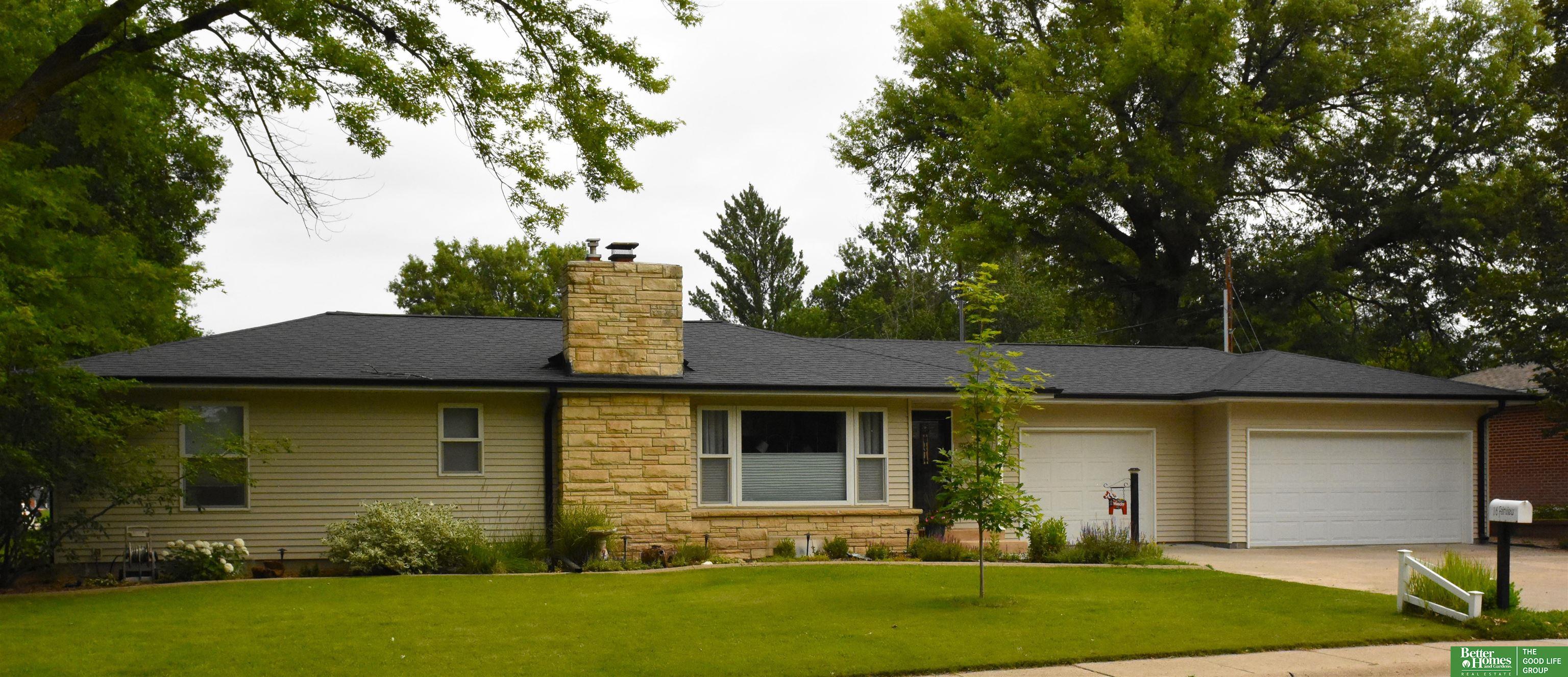 Photo of 16 Fairview Drive York NE 68467-3942