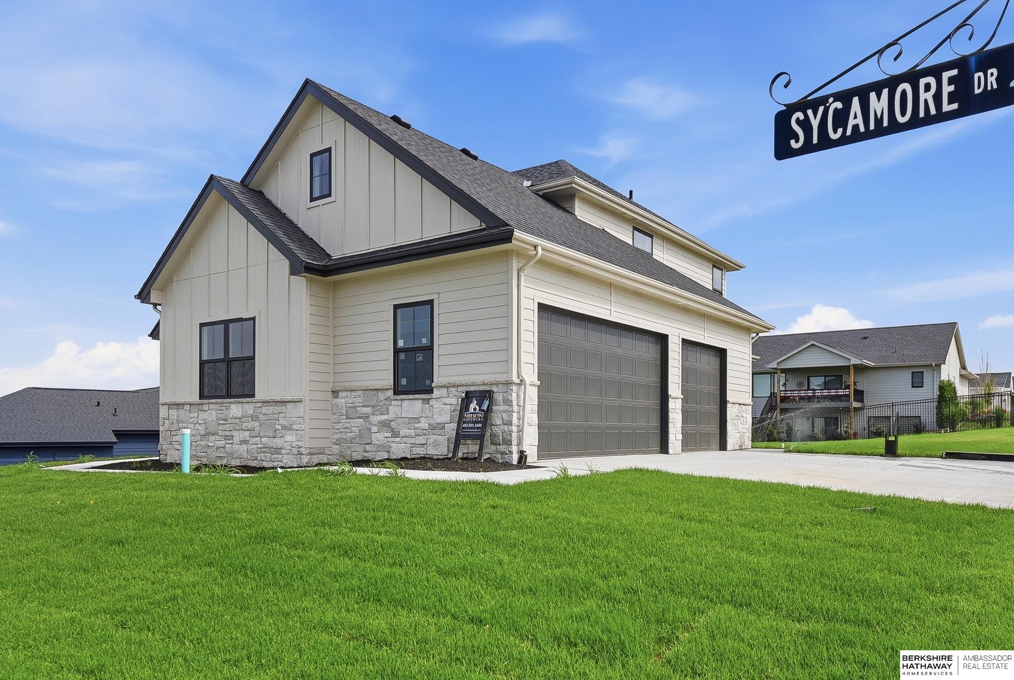 19031 Sycamore Drive, Gretna, Nebraska image 1