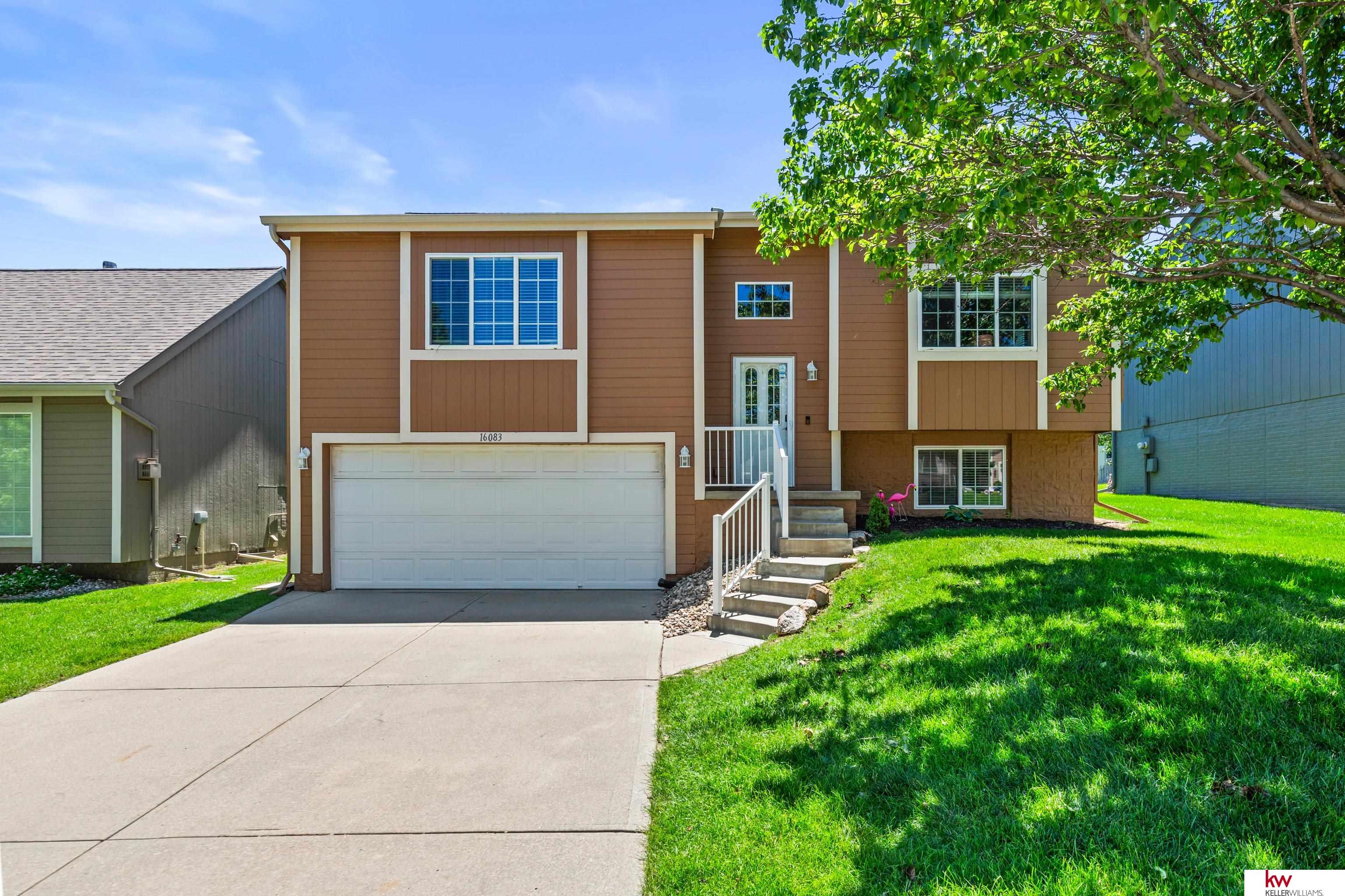 Photo of 16083 Browne Street Omaha NE 68116