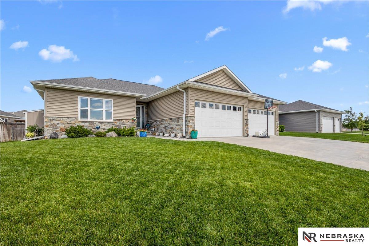 9920 S 73rd Street, Lincoln