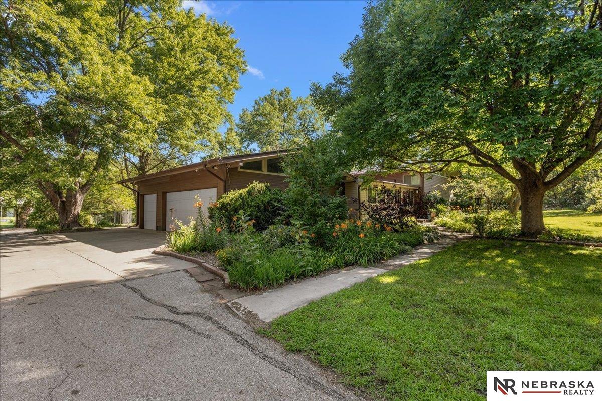 Featured Listings